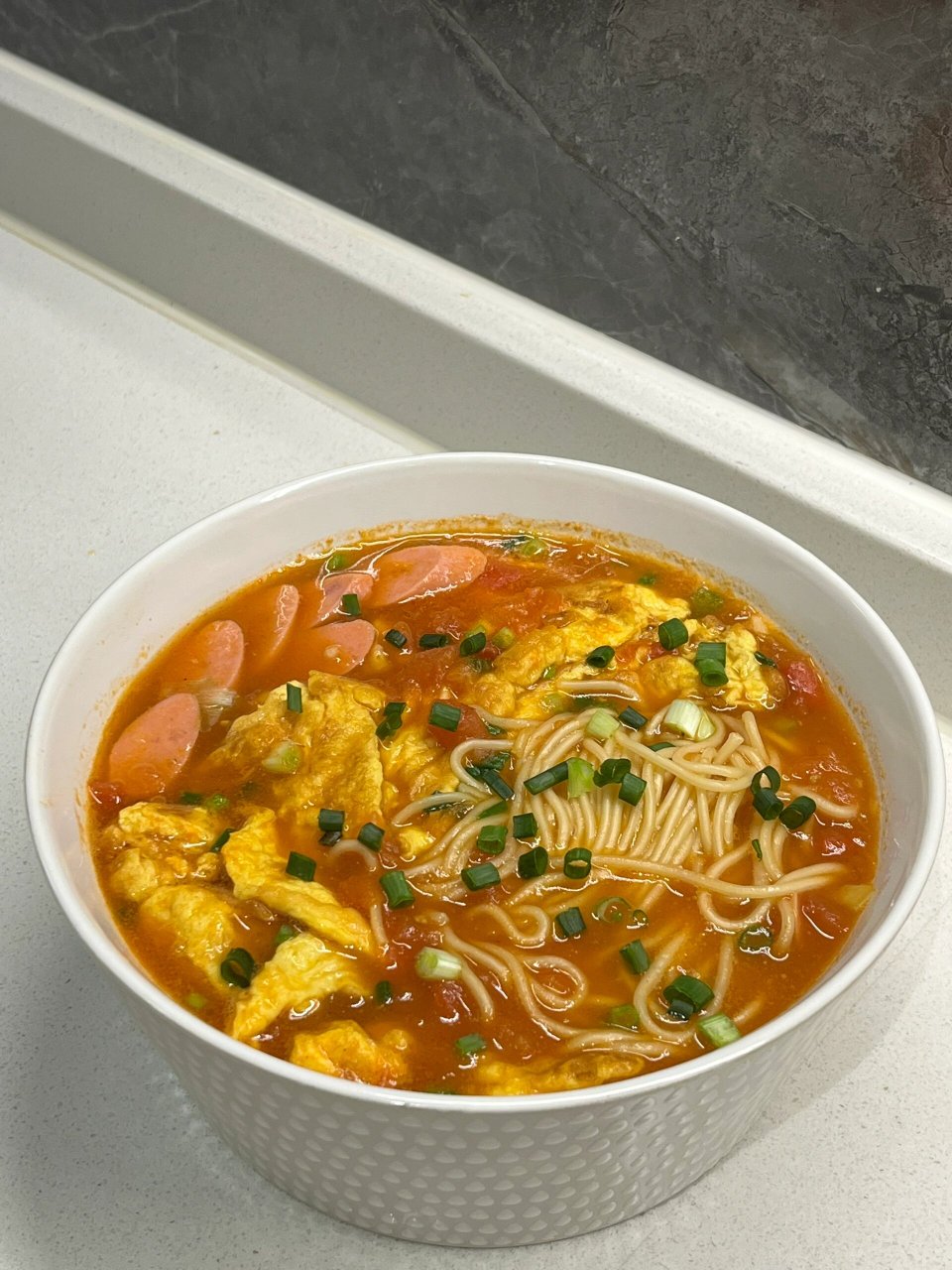 巨鲜的番茄鸡蛋火腿面  超级简单又好吃的番茄鸡蛋火腿面 汤汁浓稠