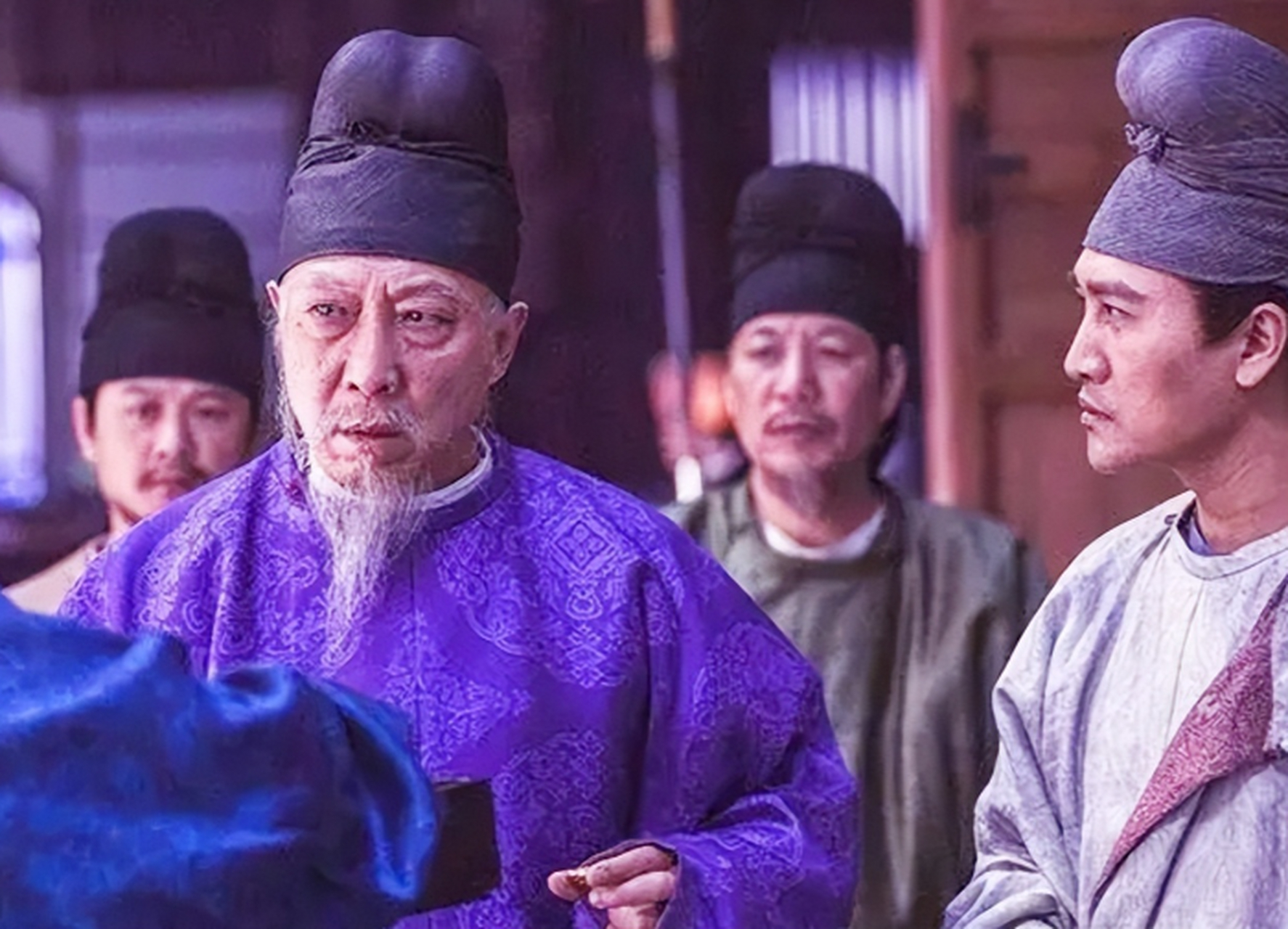 "  朱温本以为朱友珪会