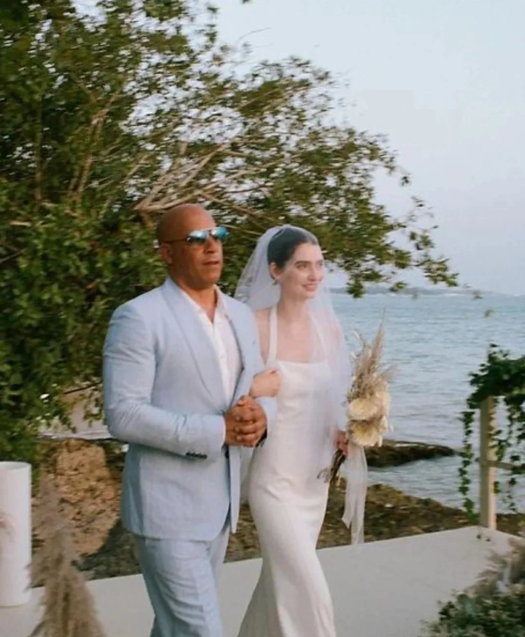 保罗沃克的女儿梅朵沃克是一名模特,她在巴黎时装周上一举成名,当时她