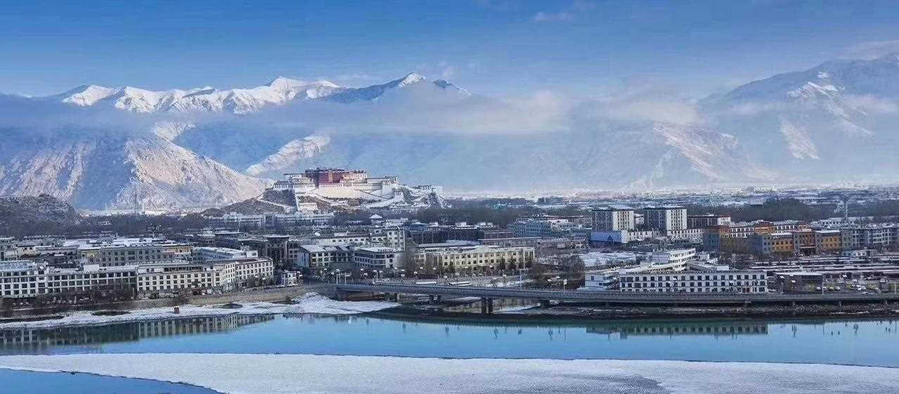 雪后的阳光之城,雪后的布达拉宫[亲亲]