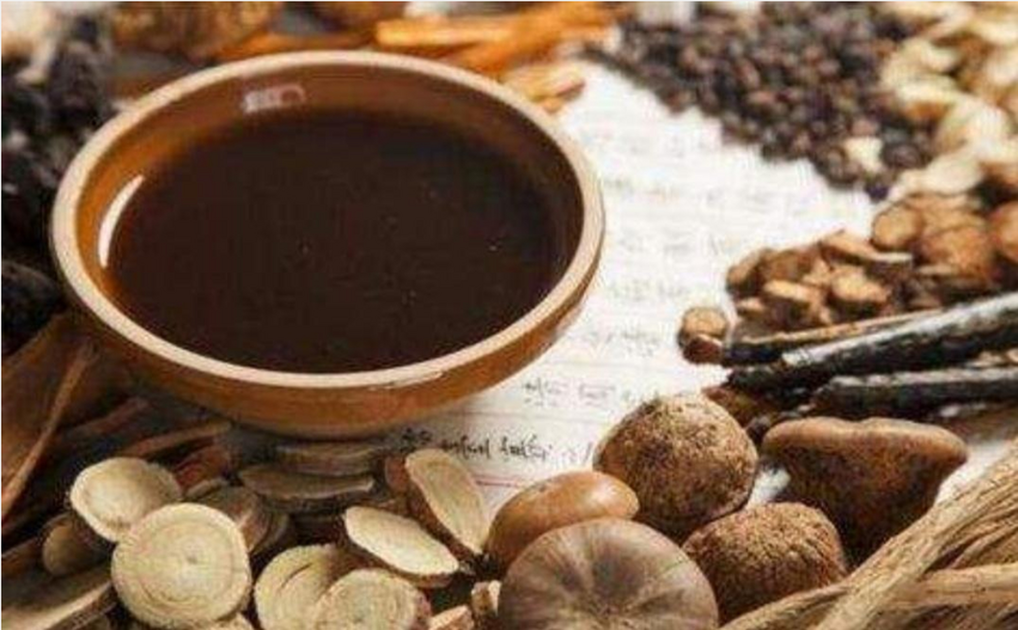 百元治好口腔溃疡 三甲古方揭秘 二阴煎: 药方组成:生地,麦冬,枣仁,生