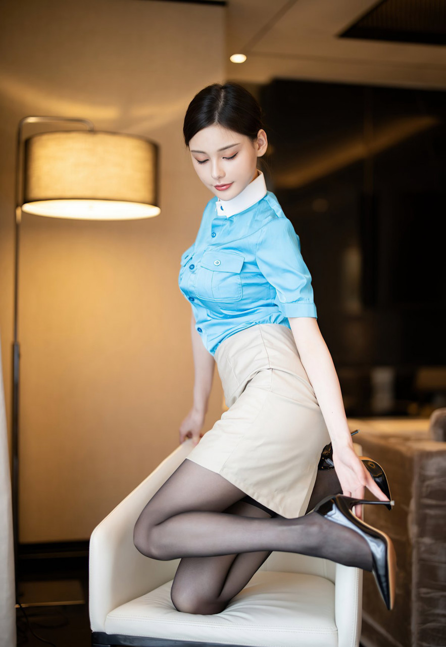 高颜值性感空姐制服套图