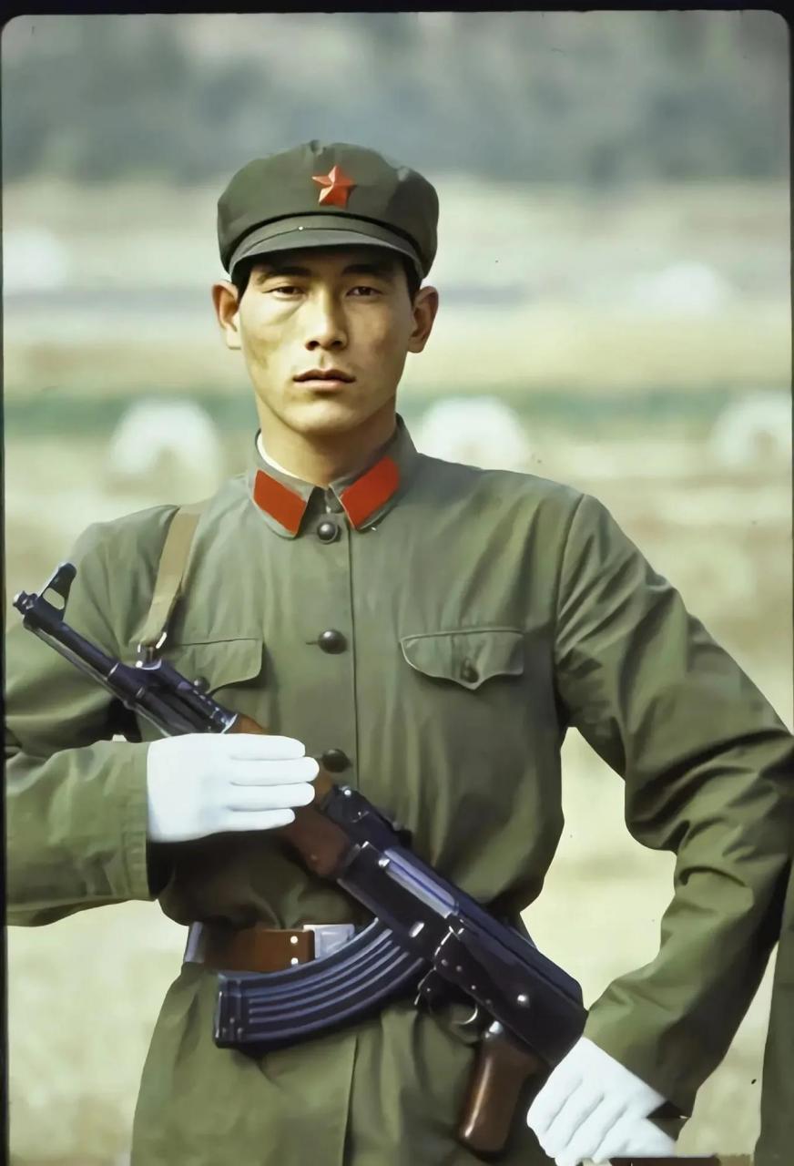 70年代军人服装图片