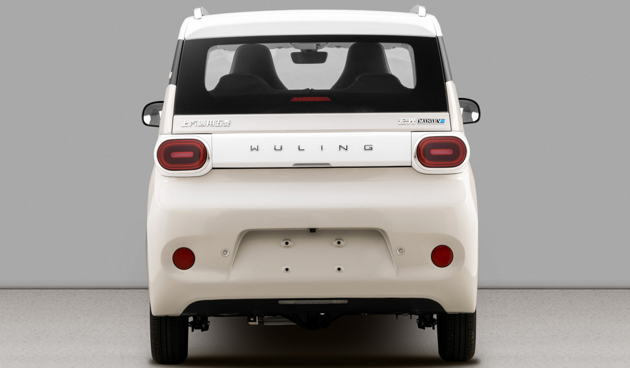 全球新车快报# 【报告老板,您关注的"五菱mini ev加长版"更卡通化 !!