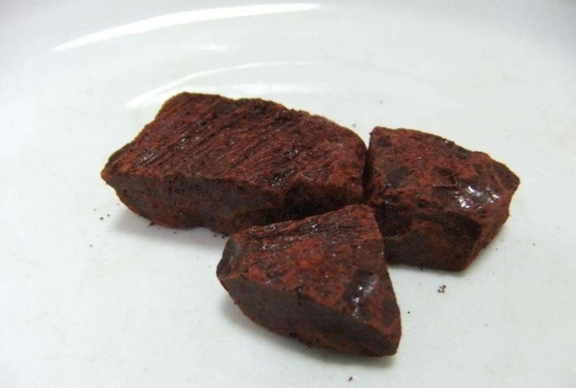 中药血竭常见功效解析:活血止痛,散瘀生新【仅供参考】  中药血竭:性