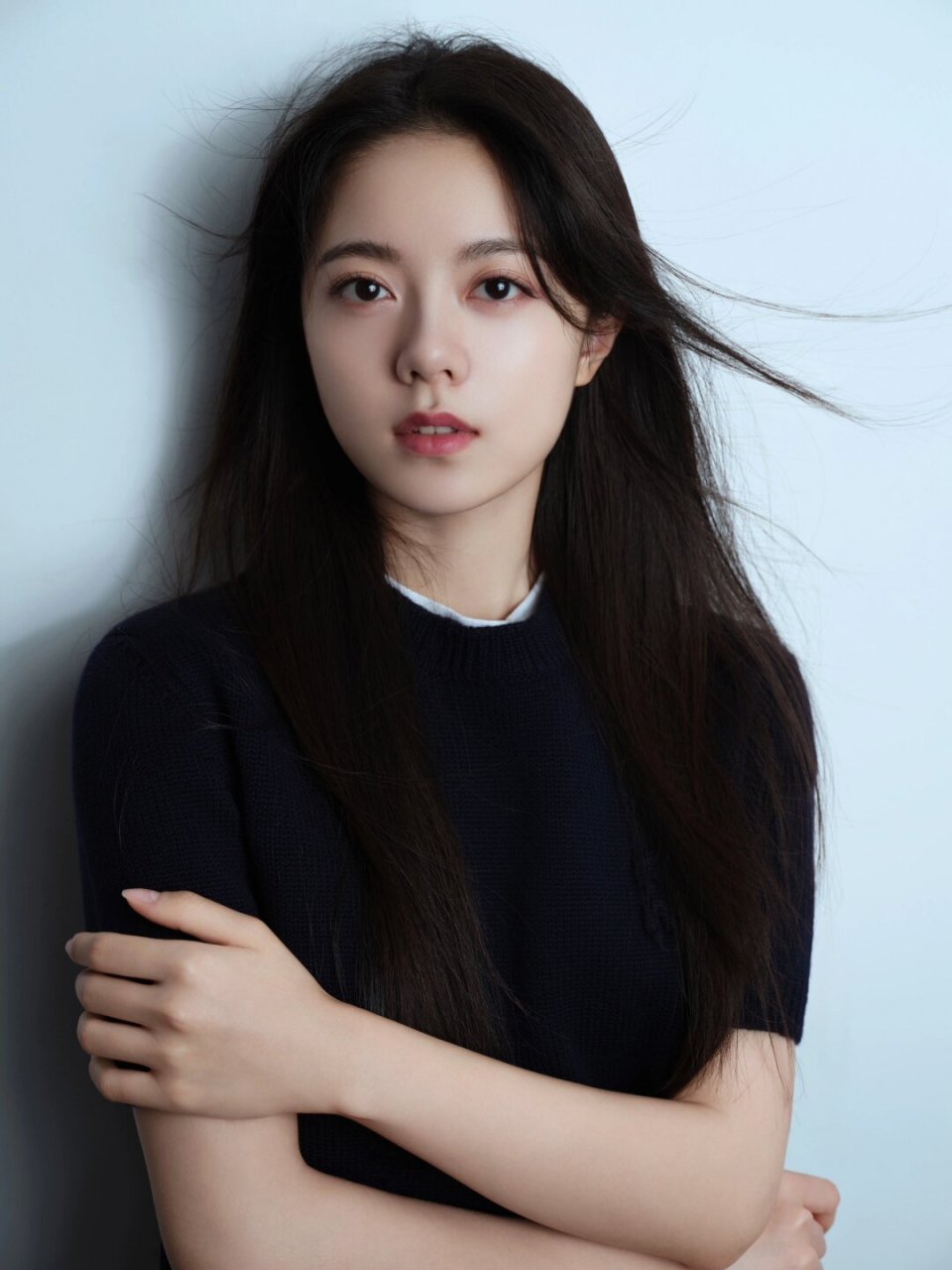 赵今麦出席miu miu南京店线下活动造型  赵今麦近期参与的一场线下