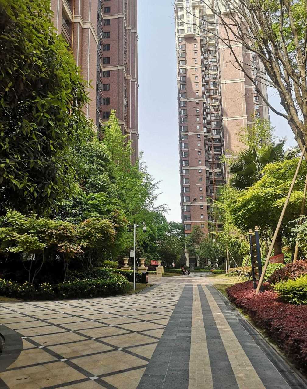 中德英伦世邦134户型,今天过来开工,现代风格半包造价9万(含水电).