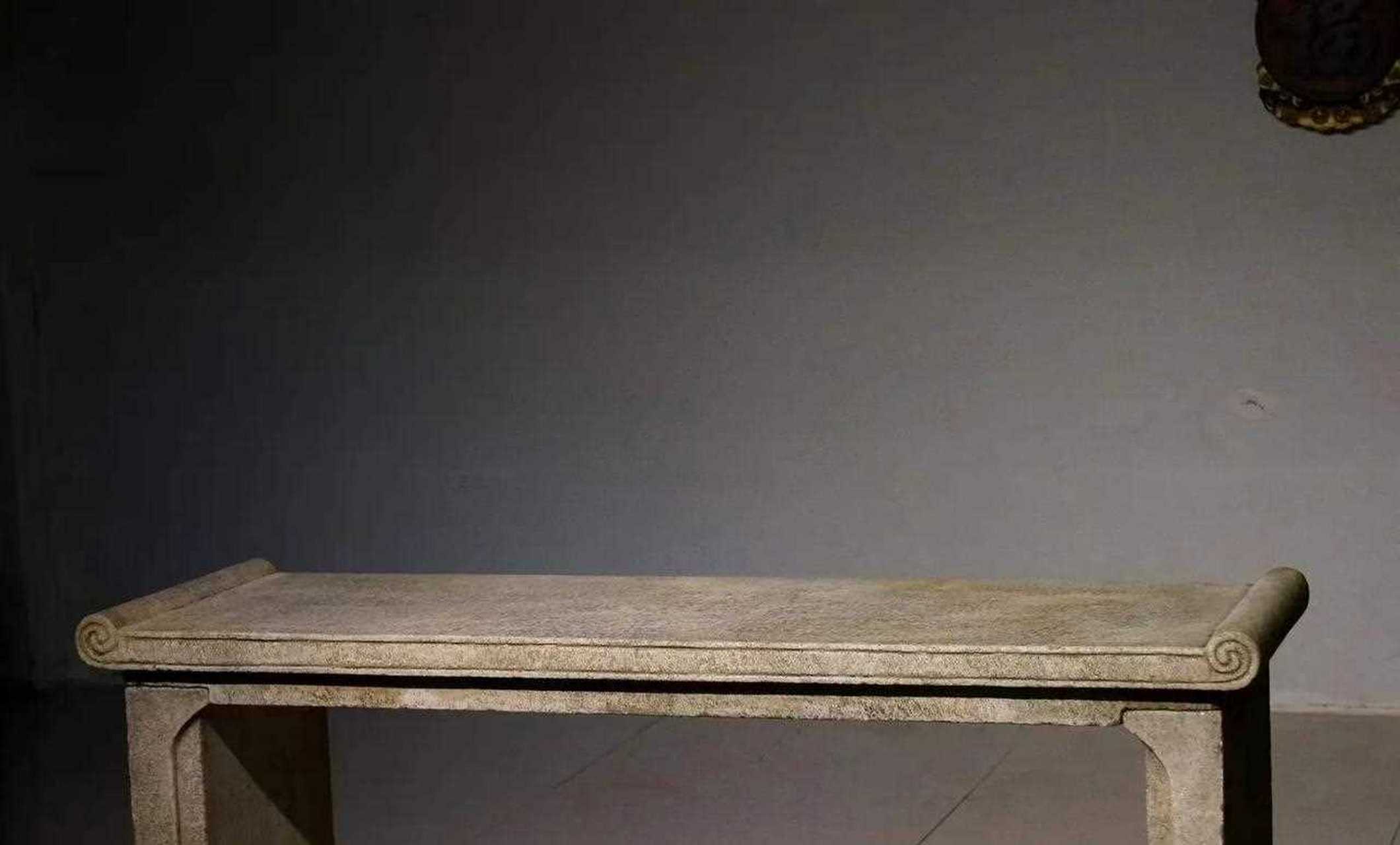 汉白玉石桌长150宽45高70,汉白玉此石案活腿活面,制式简洁,比例协调