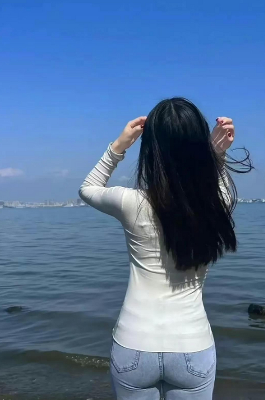 看海图片的女人图片