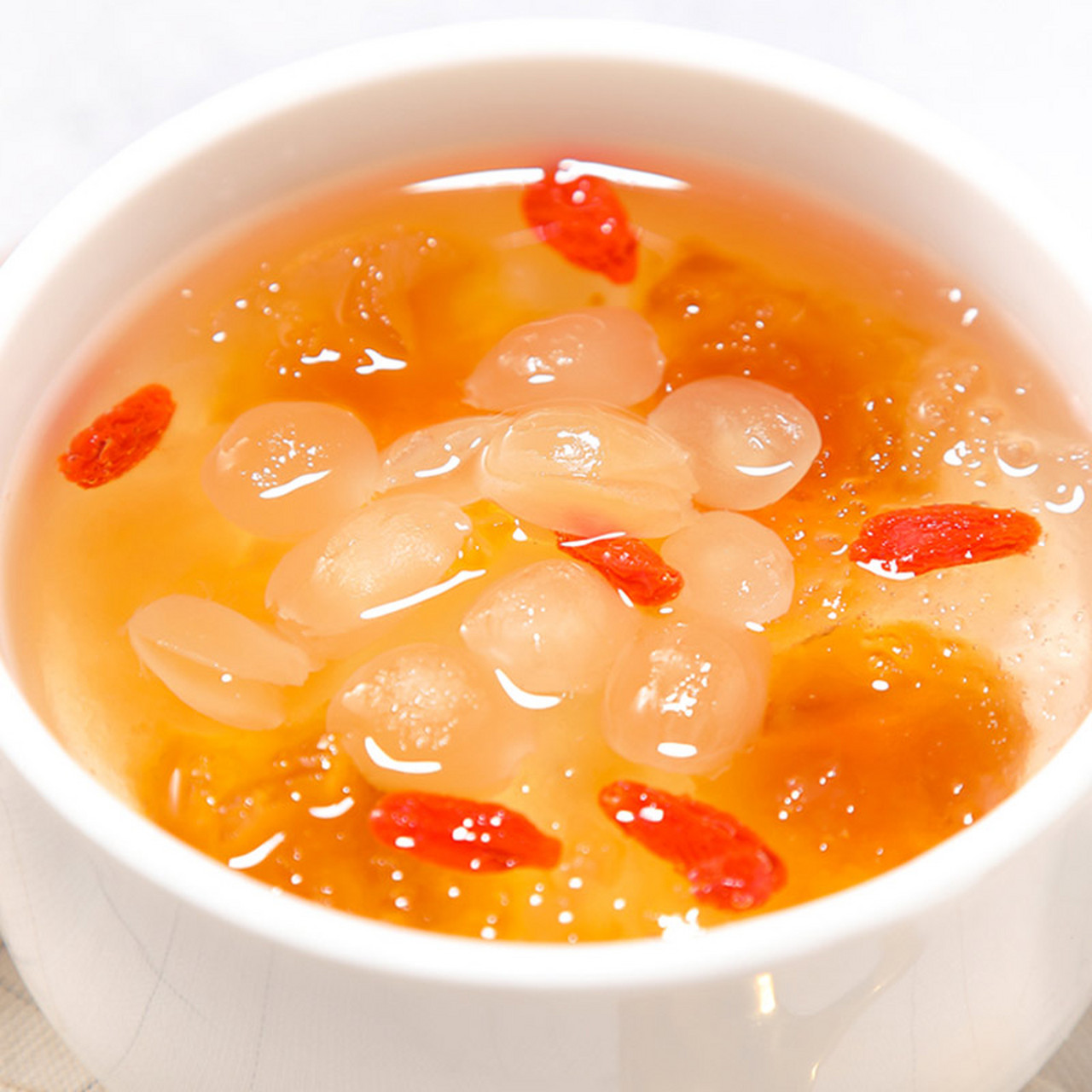 雪燕桃胶富含胶原蛋白,有助于美容养颜和滋润肌肤.