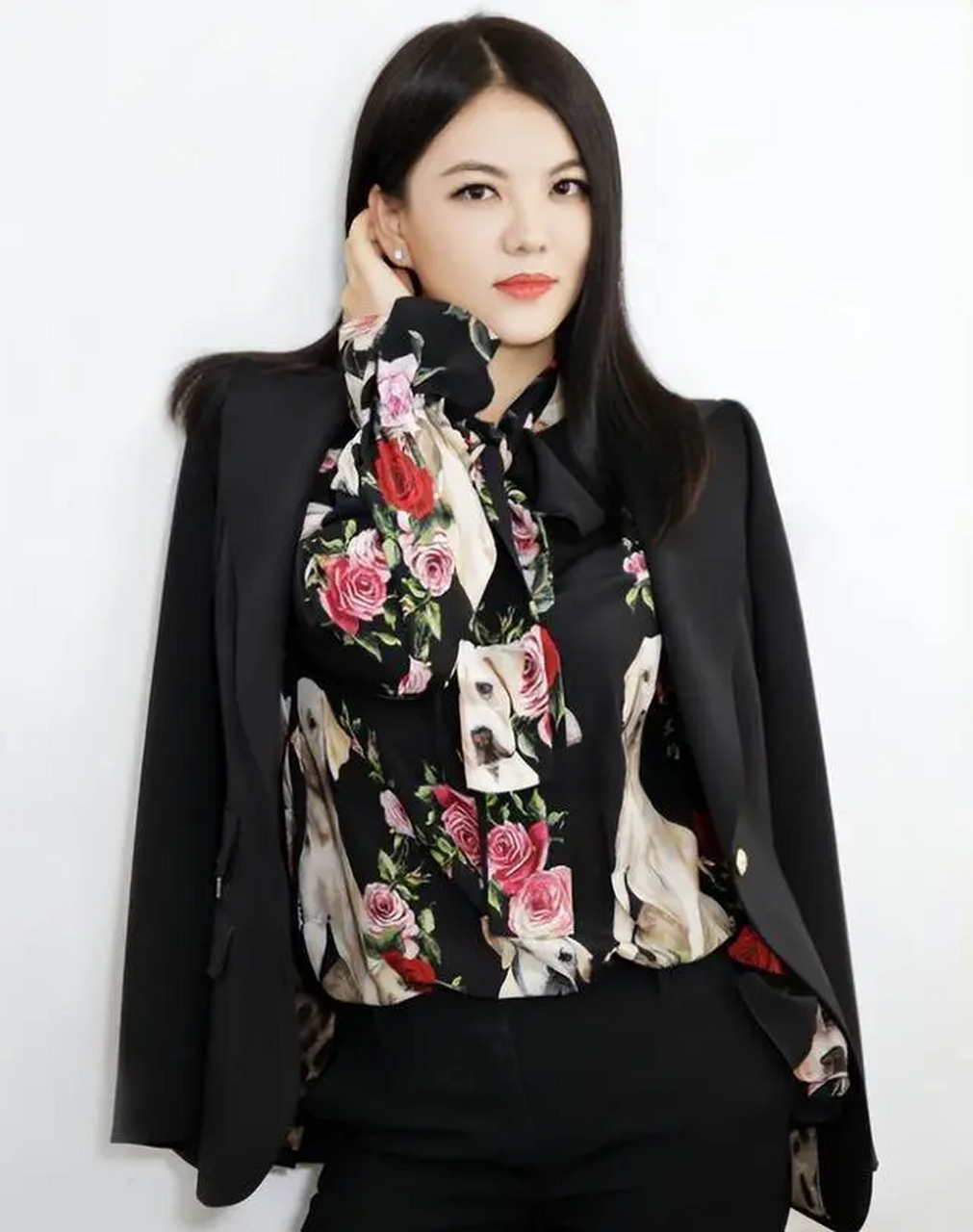 8月31日,艺人李湘高调发布动态,她宣布自己已经退休了,未来的日子她