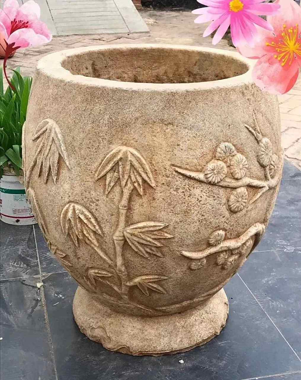 特大号鱼缸,汉白玉,高70     口径56, 内径深43     肚径65,雕刻"梅兰