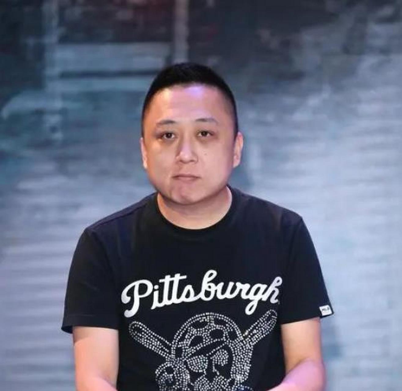 他是《鬼吹灯》胡八一的原型,天下霸唱却从没有请他出演