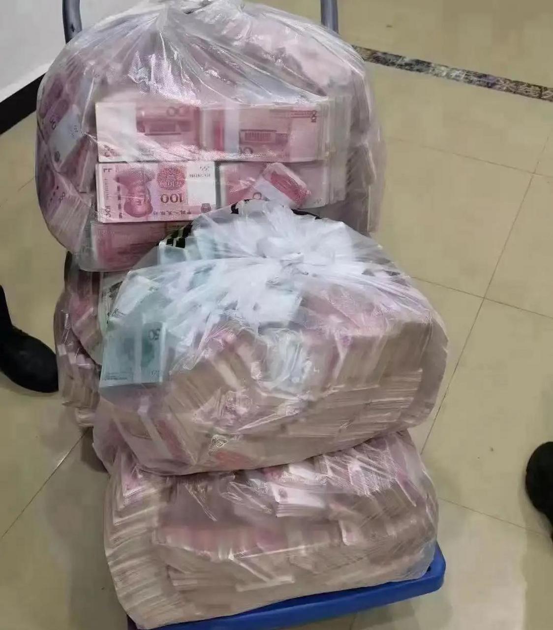 这一车,有多少钱? #搞笑趣味图