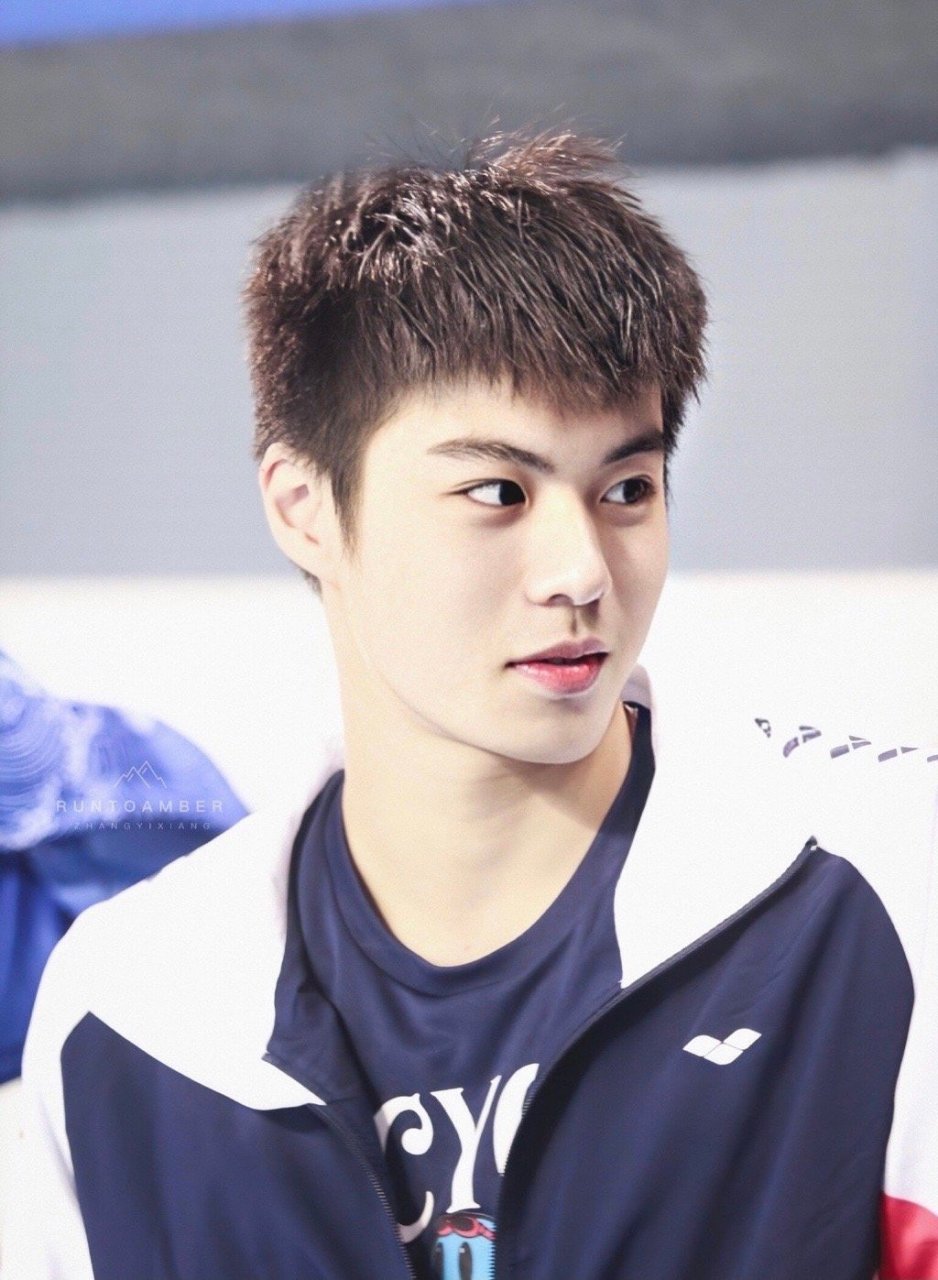 张翼祥191cm,中国游泳运动员.浙江游泳队盛产帅哥 !01年的弟弟#游泳