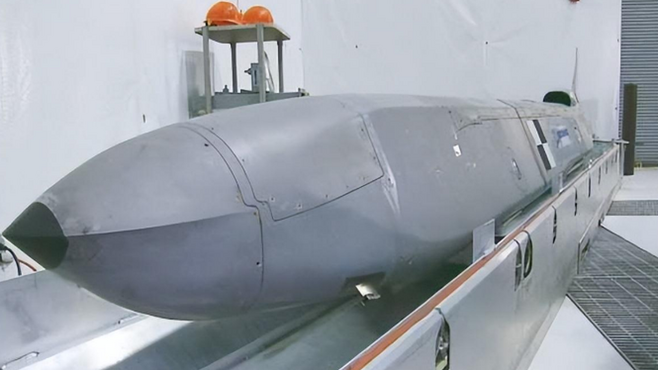 中国电磁脉冲武器一旦启用,就能瘫痪整个美国,让无敌的航空母舰也