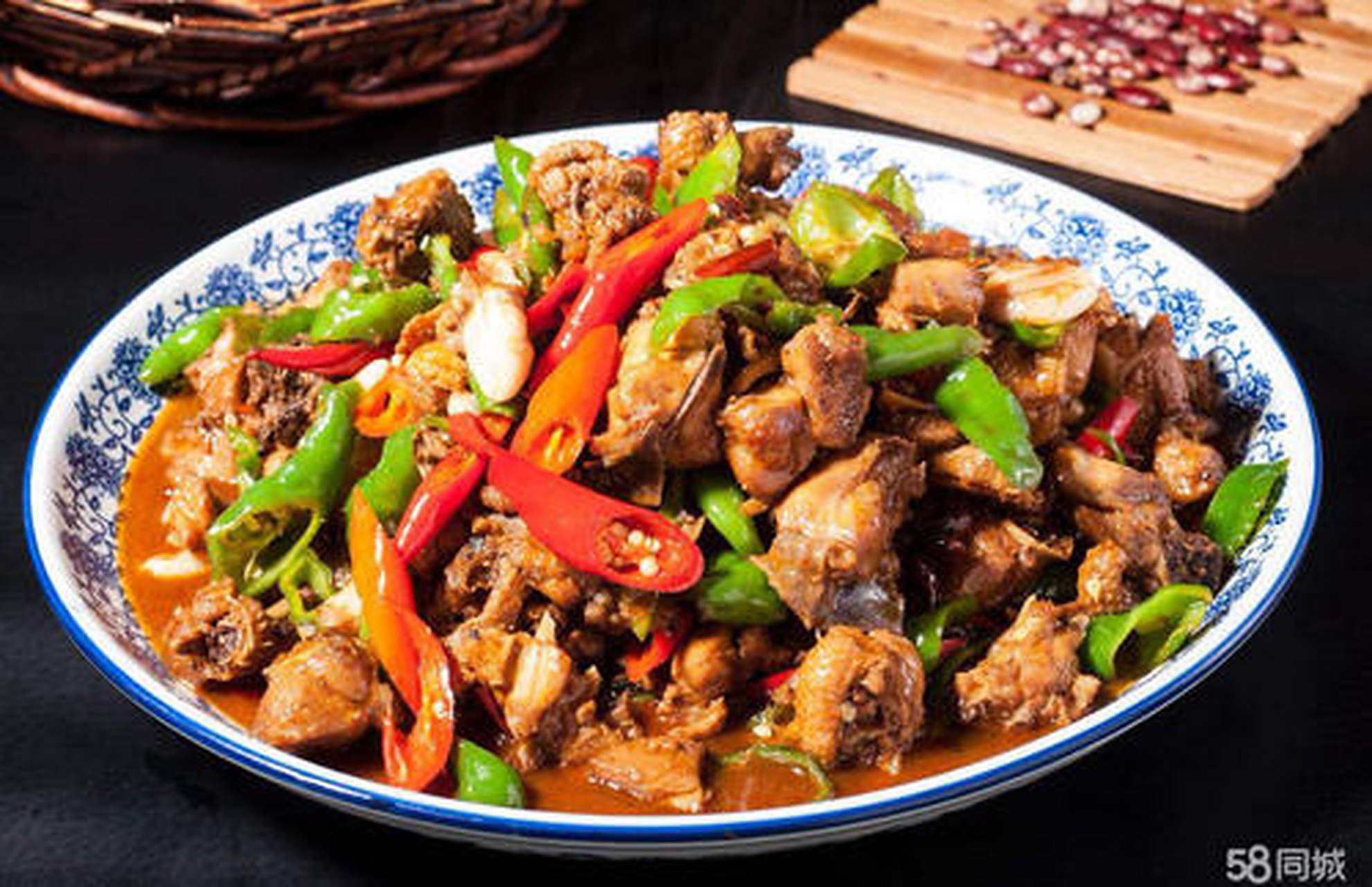 美食教程#炒鸡:青阳的炒鸡,与其他地方的炒鸡不同,青阳的炒鸡味道