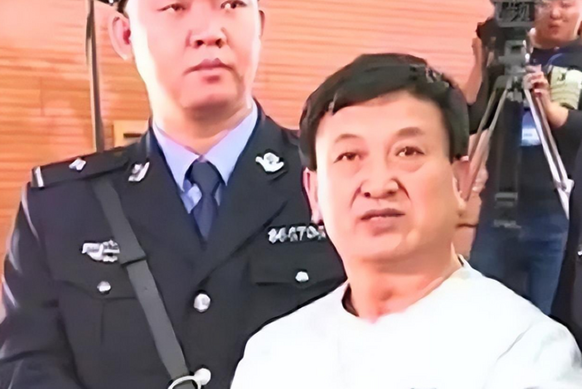 姚玉忠,中国最大盗墓团伙头目,判决时大喊:我知道秦皇陵入口