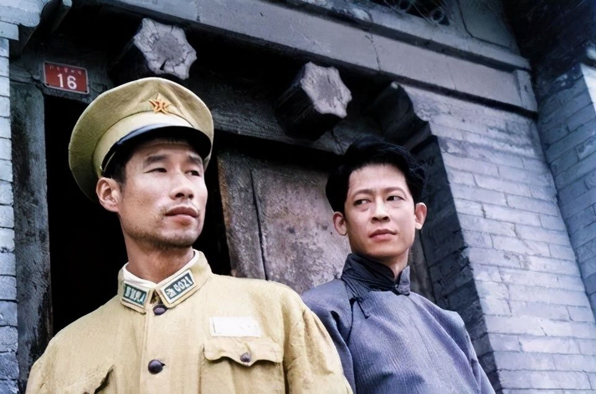 1990年,28岁的孟天骄把32岁的刘佩琦带回了家,跟母亲宣布:"我们要结婚