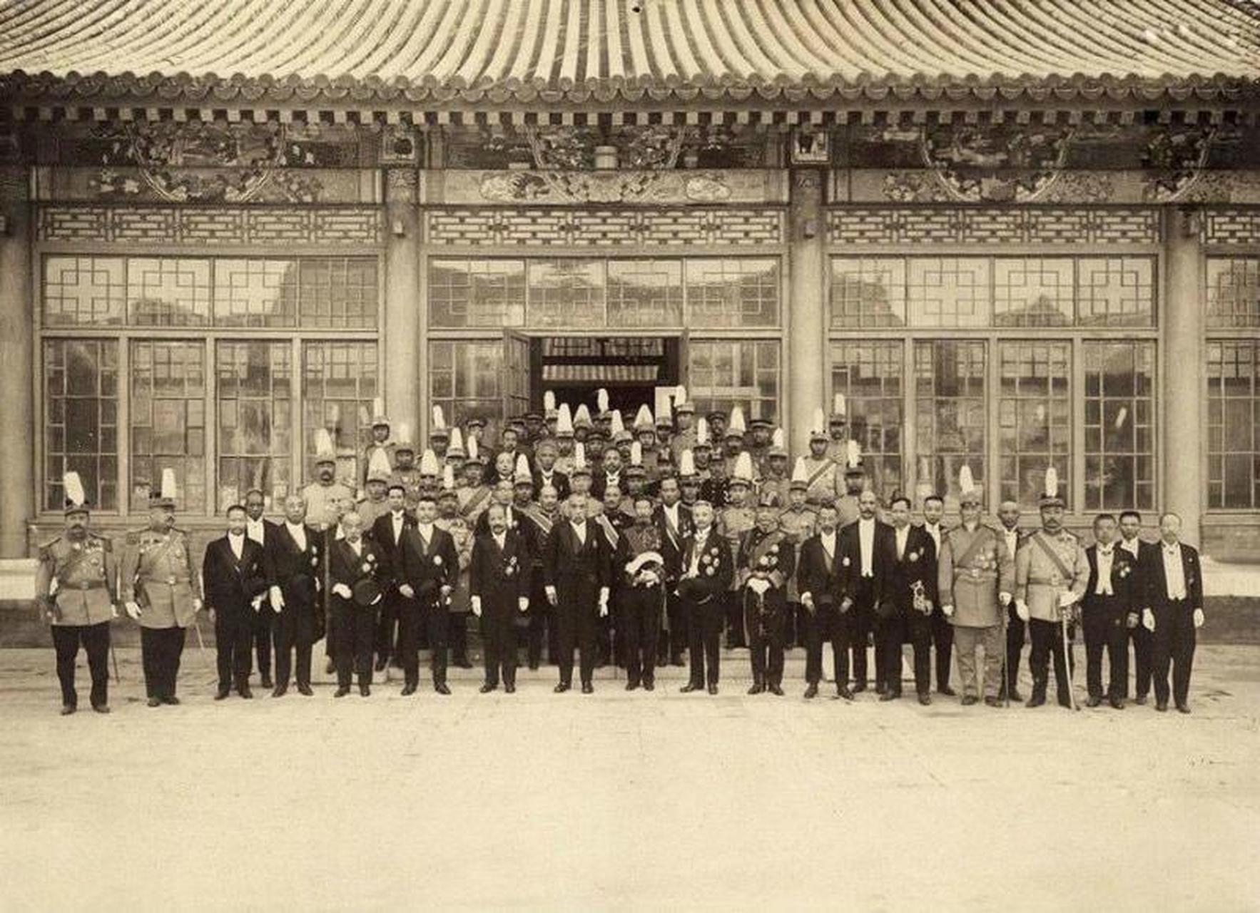 安福系控制各地国会代表选举 1918年7月,安福系继续