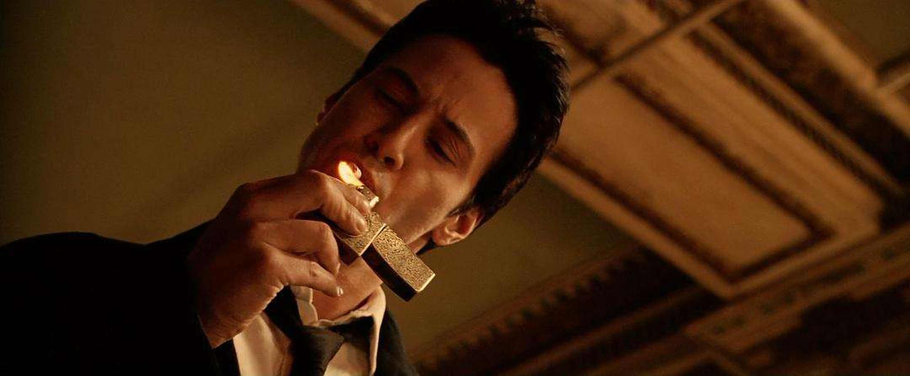 康斯坦丁的首次出场是在1984年,由编剧阿兰·摩尔,画师斯蒂夫·比塞