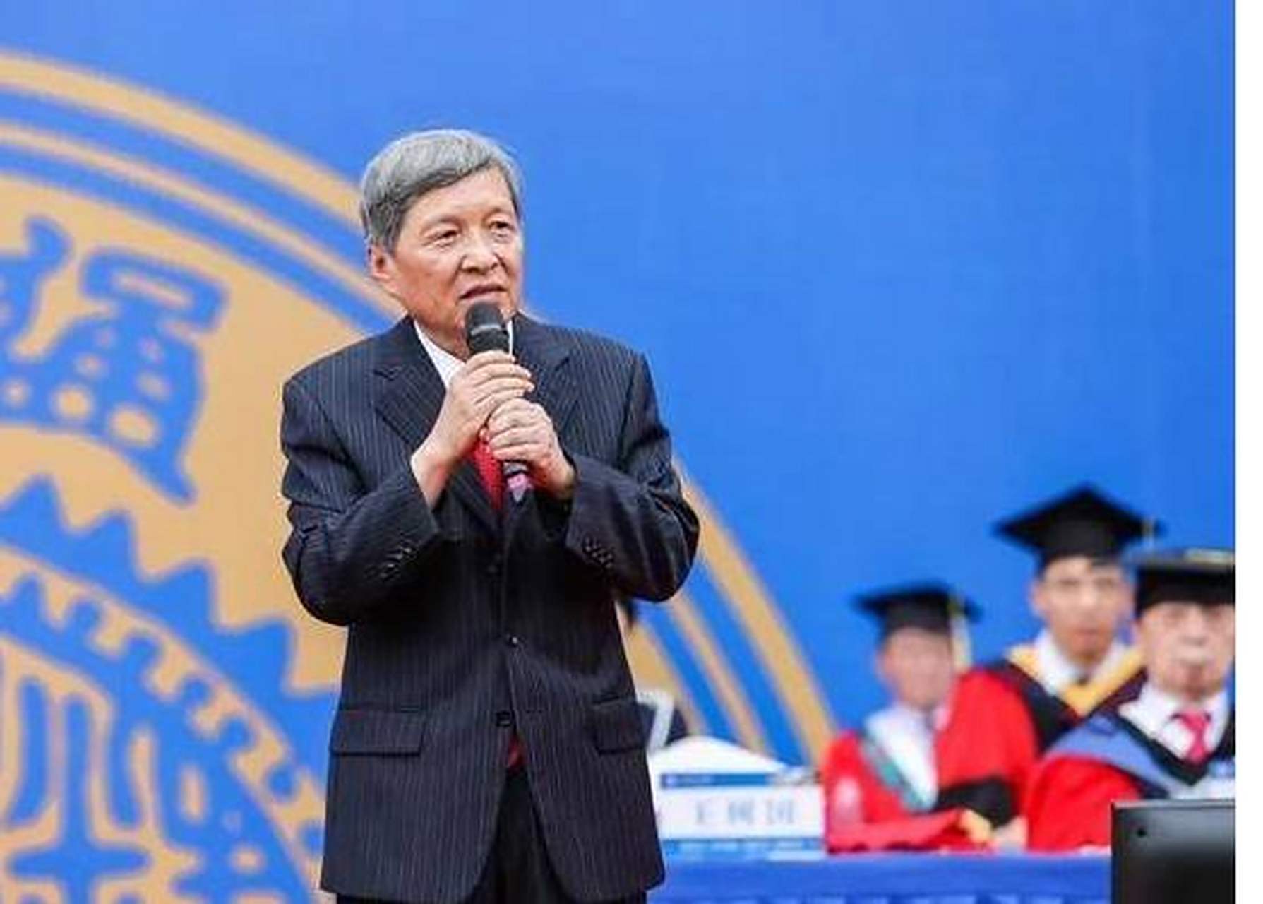 王树国校长在西安交通大学2023届本科生毕业典礼上的寄语(节选)  同学