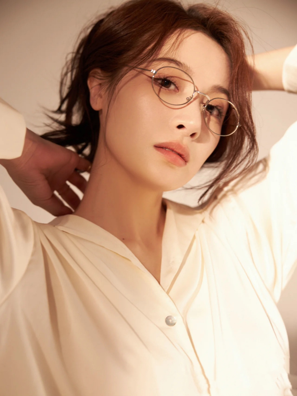 《狂飙》后遗症,明星的ab面!  拿捏高启兰真的鲨疯我了?