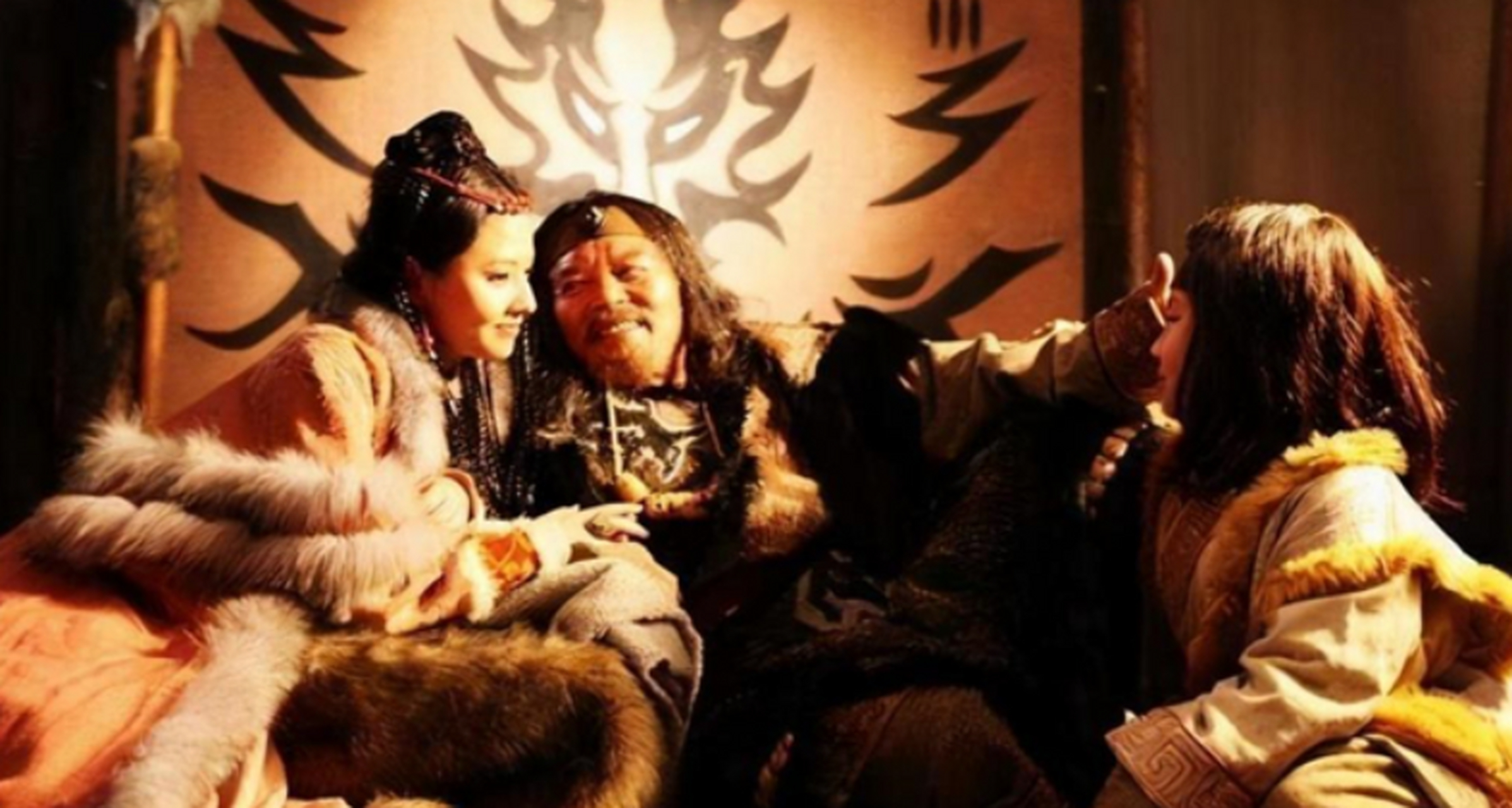 公元前195年,刘邦刚驾崩,匈奴女婿冒顿单于的信就送到了吕后手上,信中