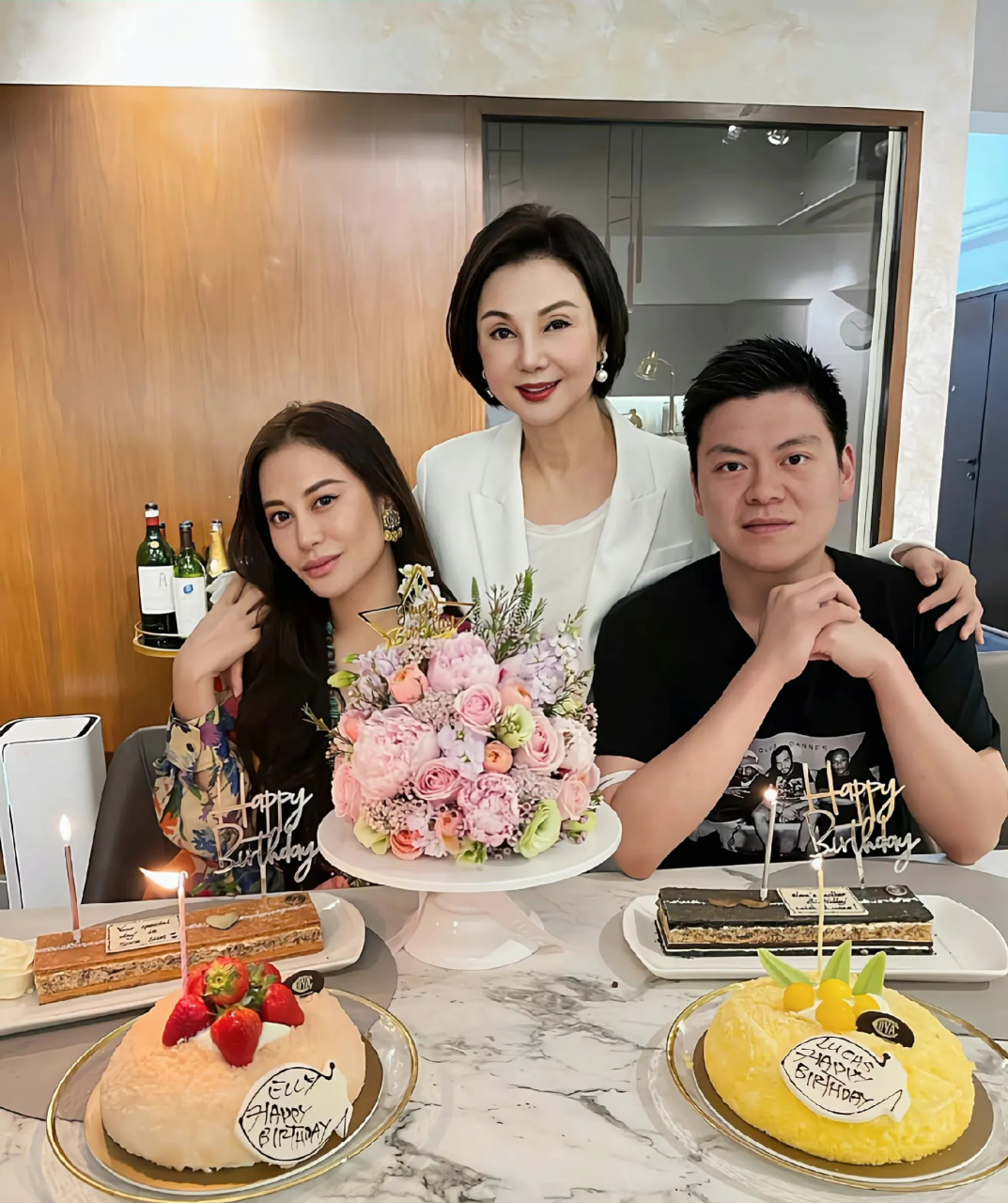 王厚杰不是何猷君的表哥,他是谢玲玲的外甥,也就是香港名媛林恬儿,林