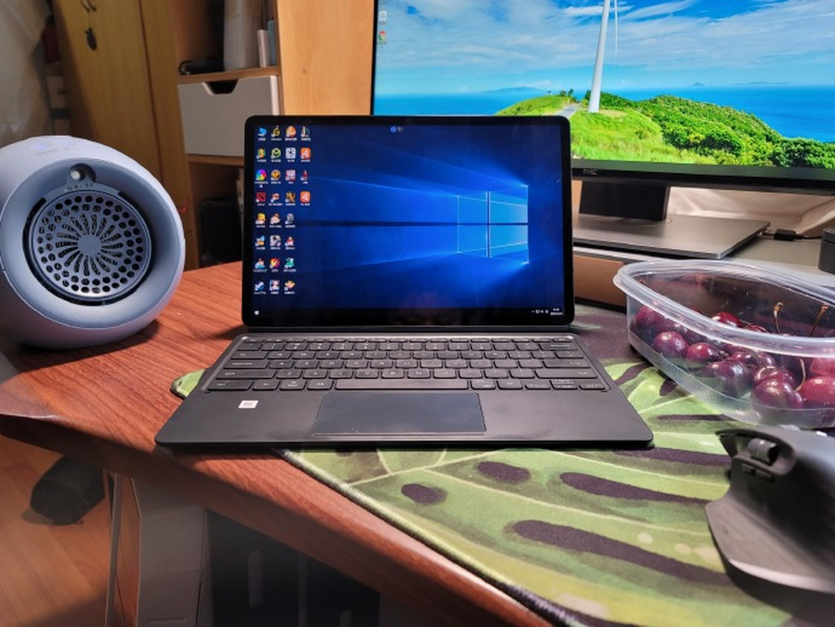 三星galaxy tab s7   拥有12.