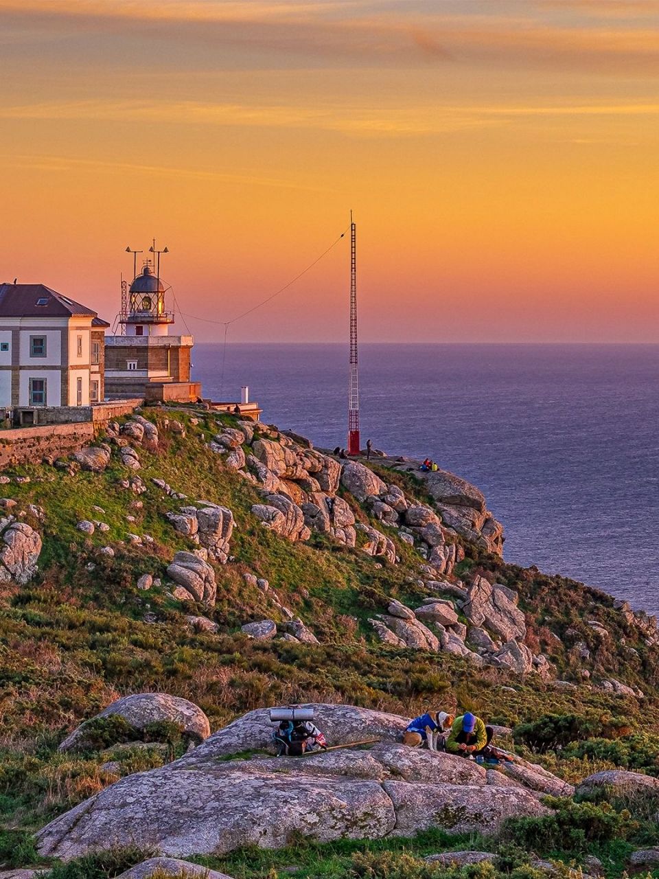 西班牙朝圣之路又称"圣雅各之路",也是欧洲第166文化旅行路线.