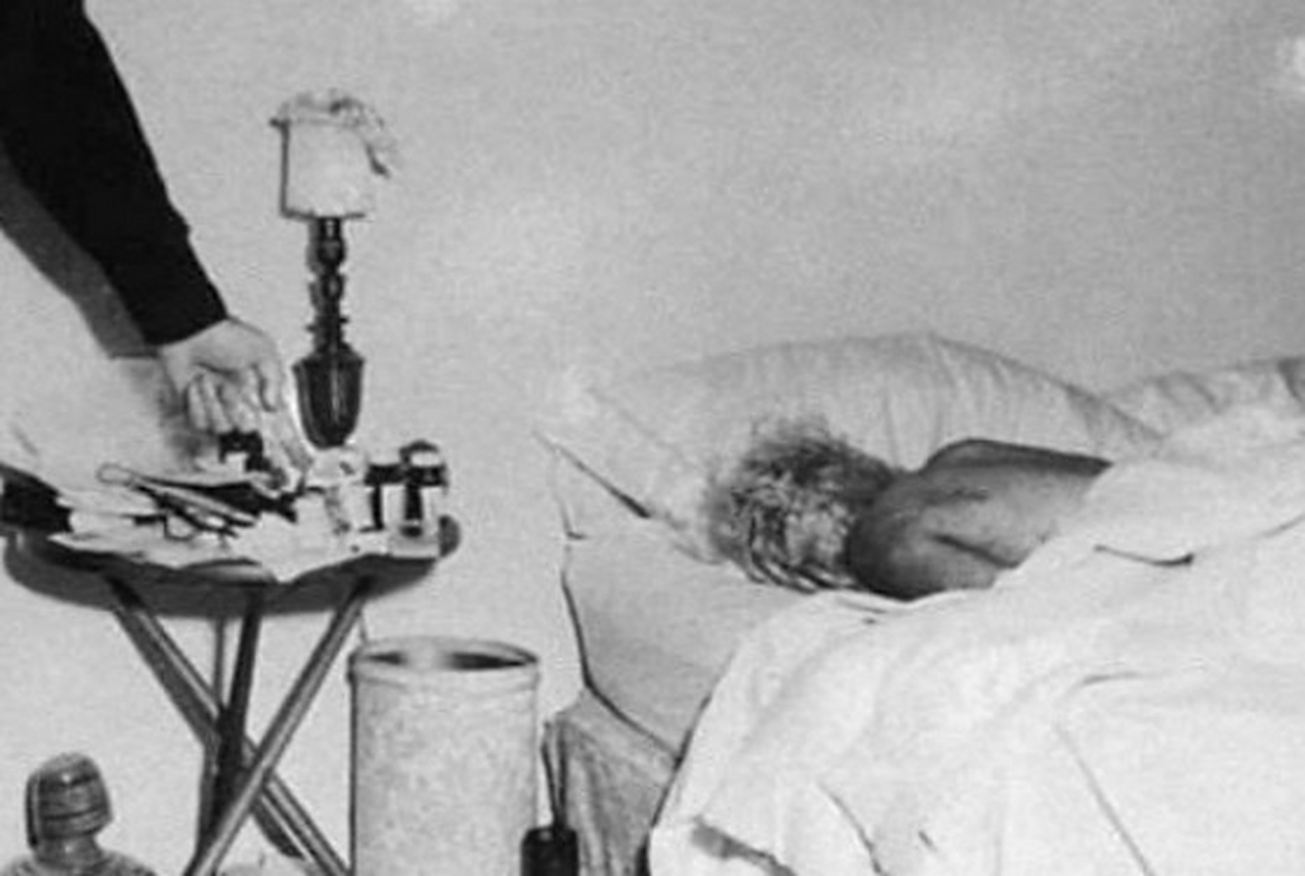 【玛丽莲·梦露死时是什么样子?