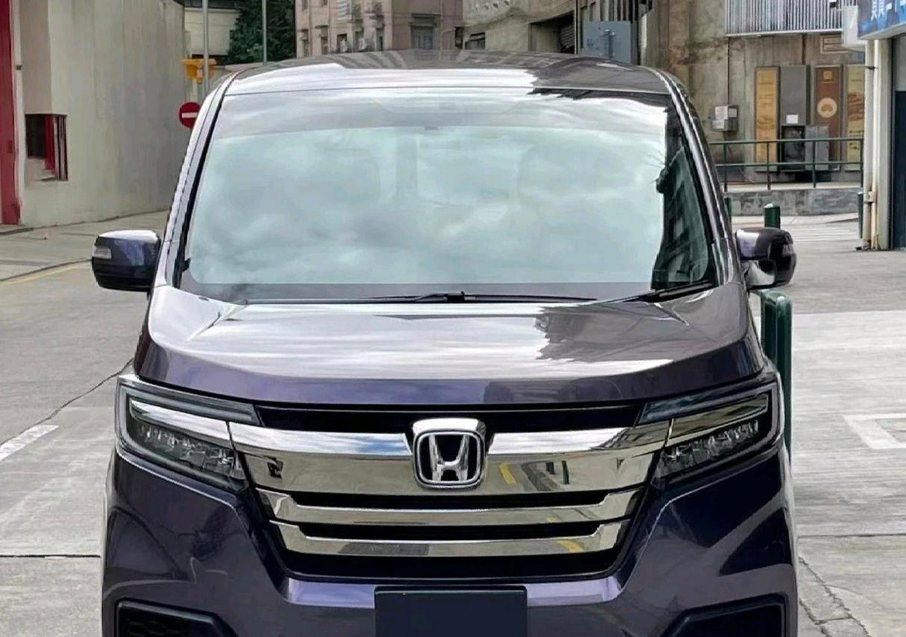 本田奥德赛这款mpv在南方地区的奶爸心里可谓是神一般的存在,从老款到