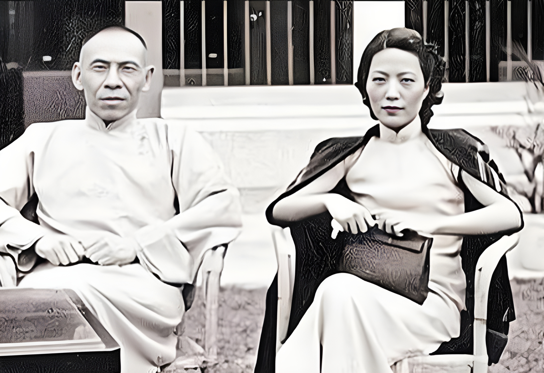 1937年,孟小冬去上海看她的闺蜜姚玉兰,她俩在晚上同睡一张床!