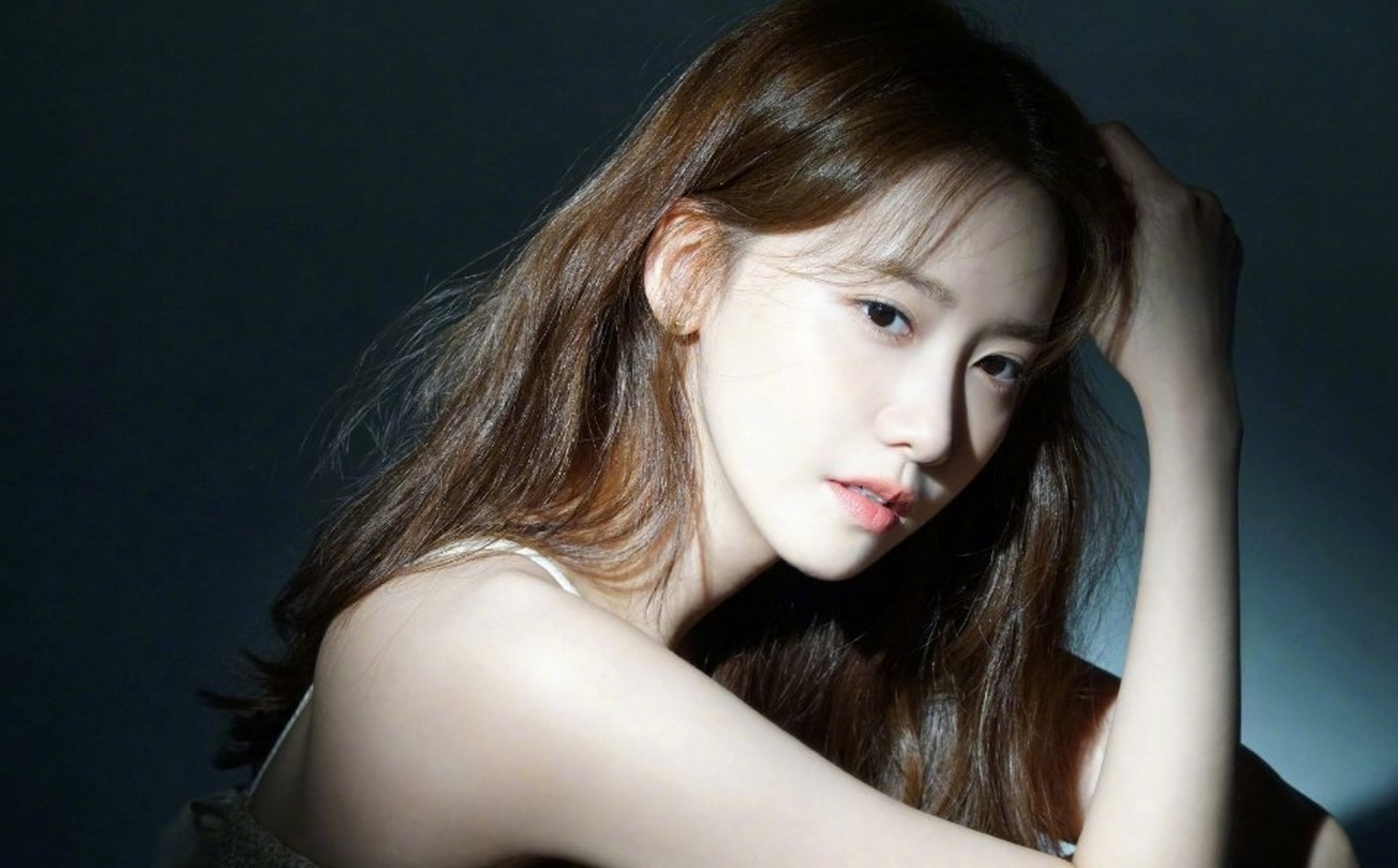 清纯甜美,千娇百媚的#林允儿# 貌若天仙,眉清目秀,身材苗条匀称,白皙