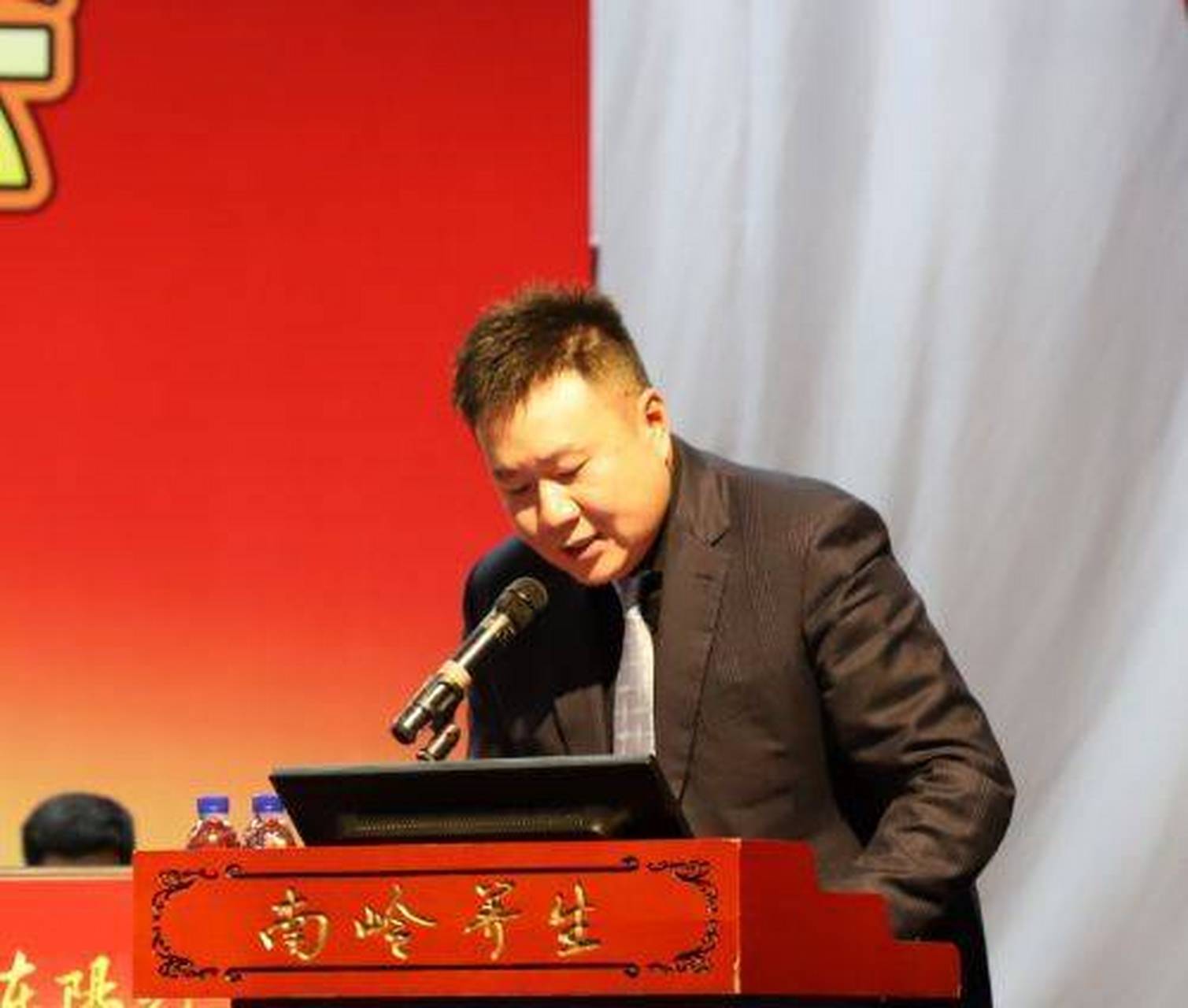 广东韶关前首富是张寓帅,身价145亿元.