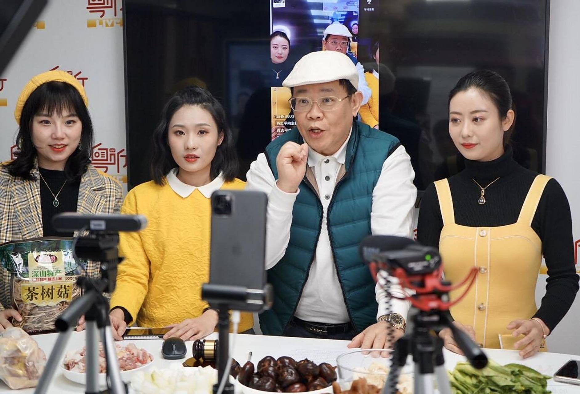 曾经,广东台《今日关注》主持人郑达配音的那一句"痛啊"惹来多少观众