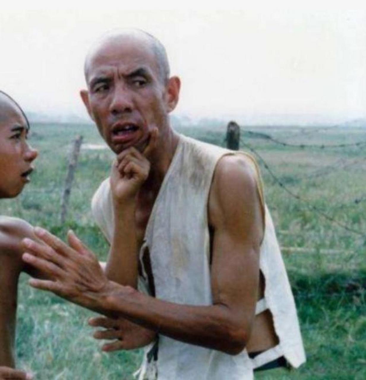 "弹棉花"的国宝级老戏骨演员---魏宗万 "弹棉花咯~~"一部28年前的电影