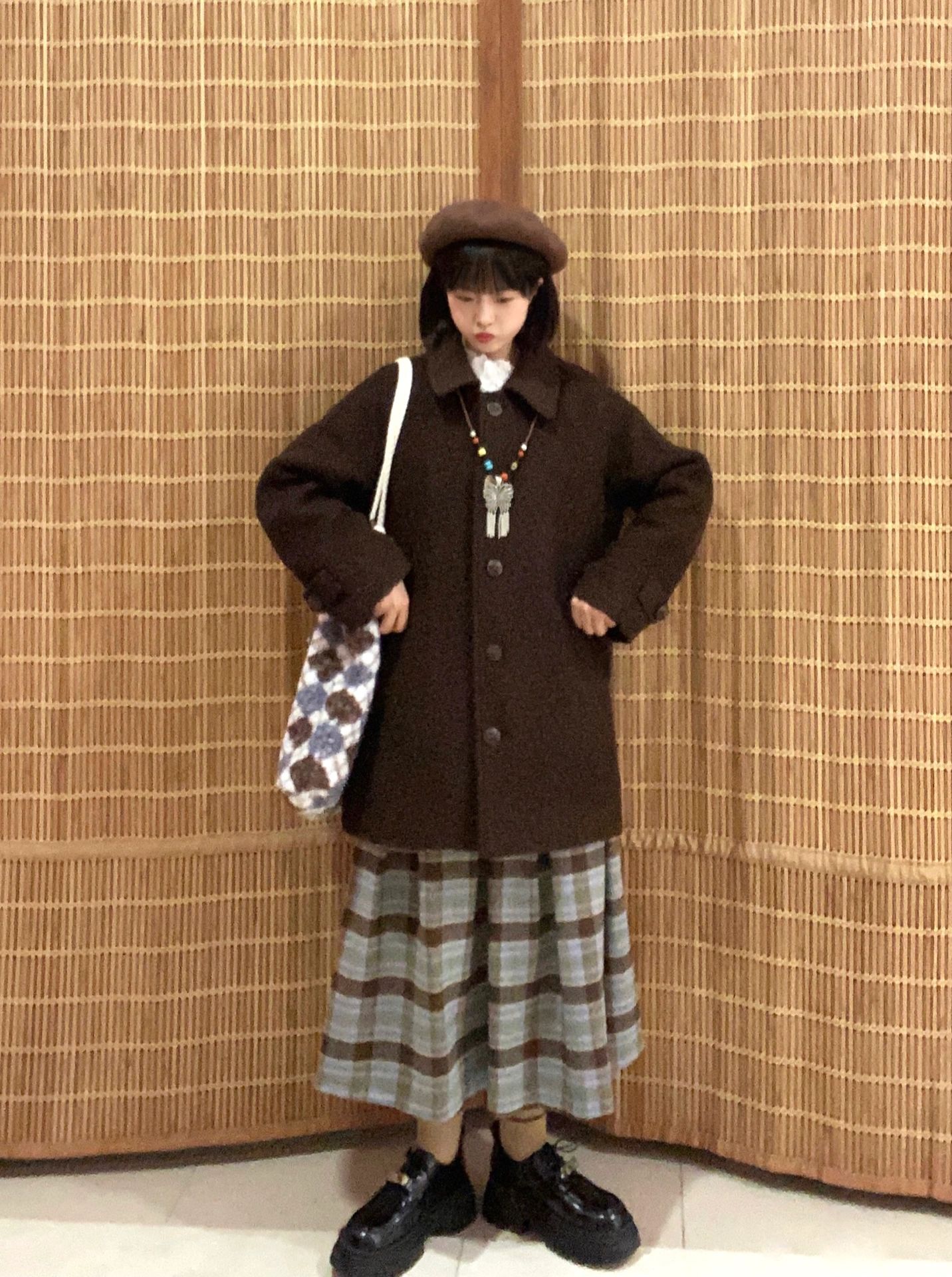 无论是日系穿搭秋冬穿搭叠穿羽绒服女生短发发型小个子穿搭
