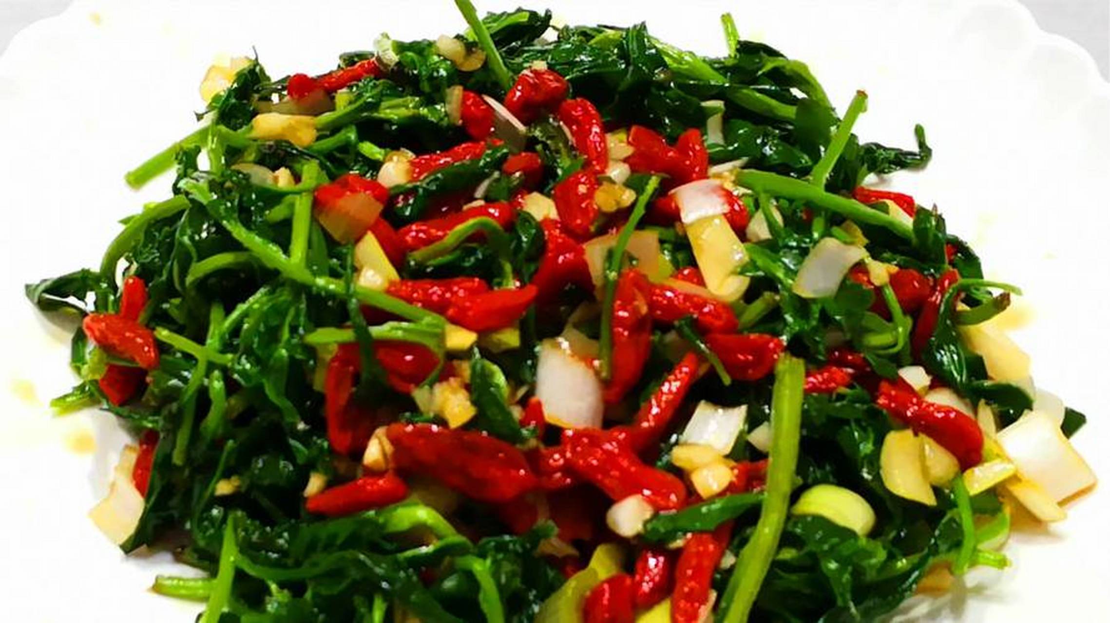 99凉拌枸杞叶的做法99 95凉拌枸杞叶是一道清爽可口的凉菜,下面