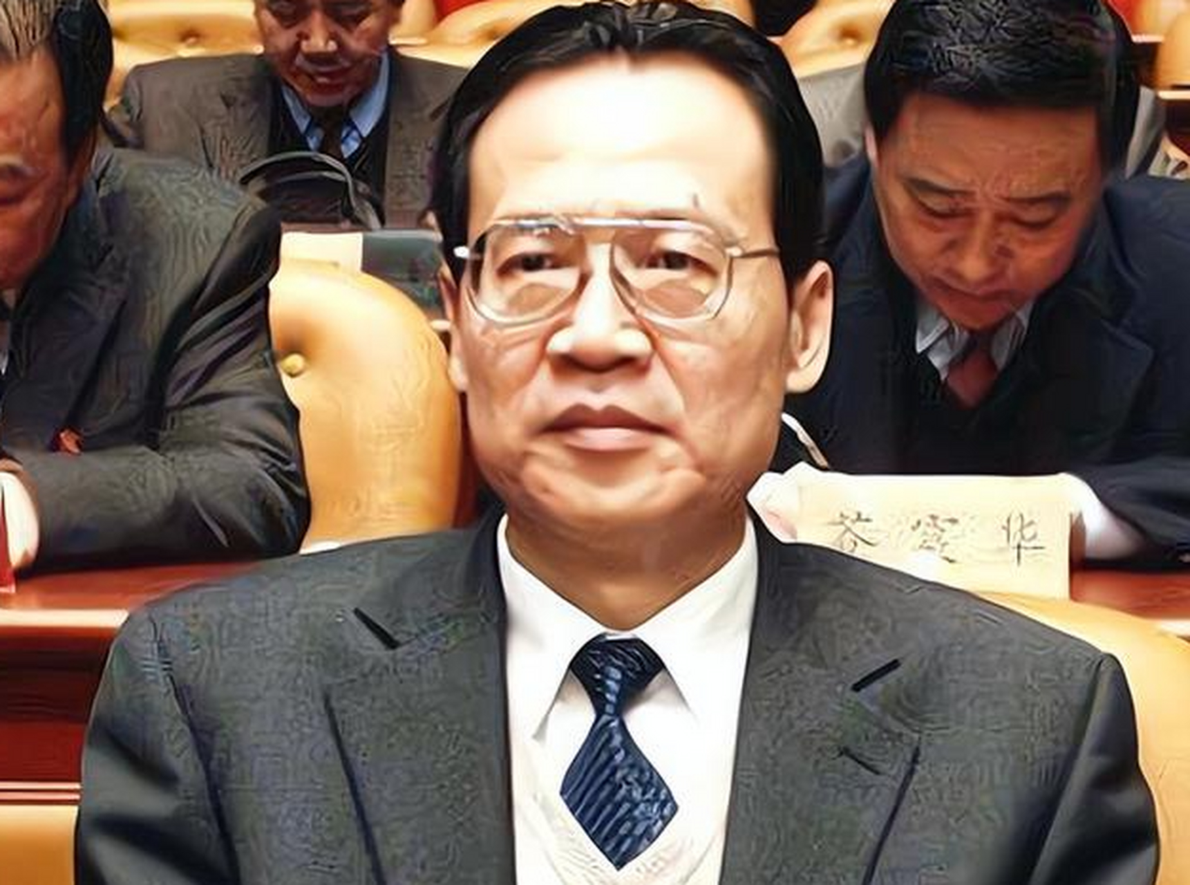 宋德福,一位中国优秀的政治家和军人,他的一生充满了奋斗和荣誉.