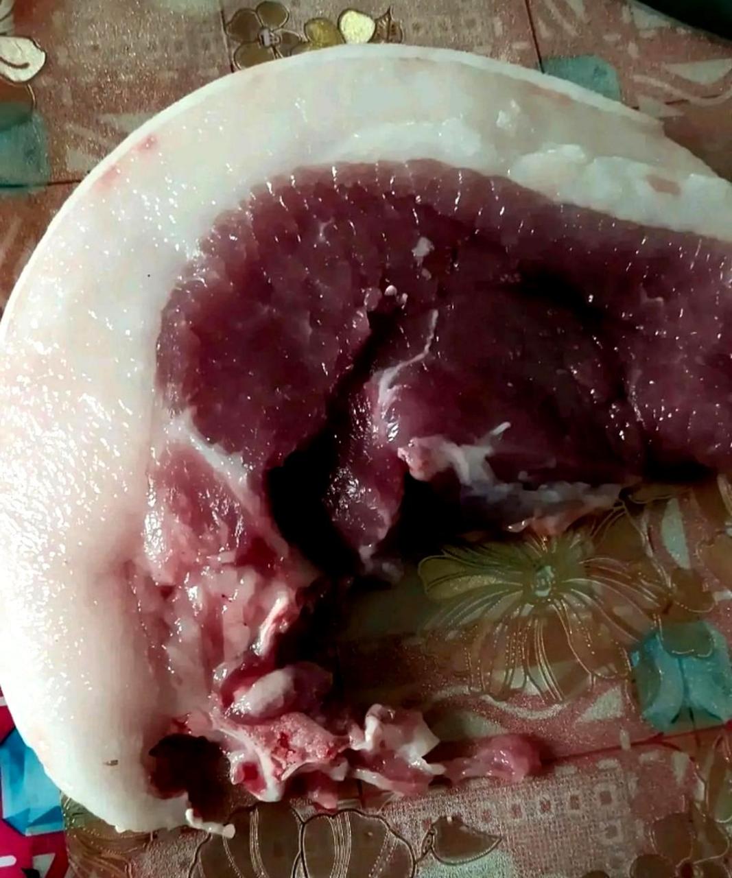我担心老公买回来的猪肉颜色太深,可能是老母猪肉.