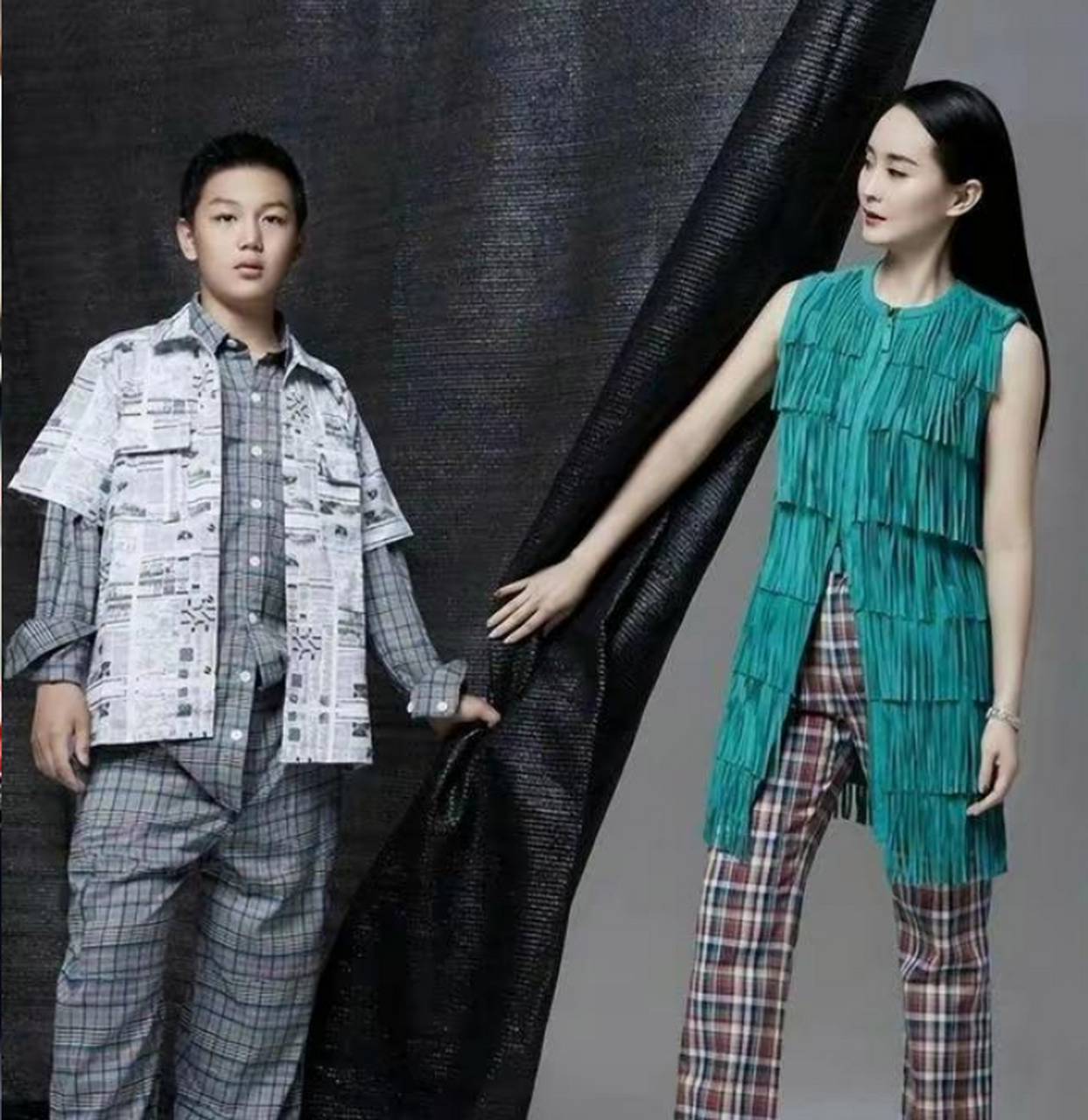 王艳老公原来是大亨,60岁老公气度不凡,儿子和妈妈同框似姐弟.