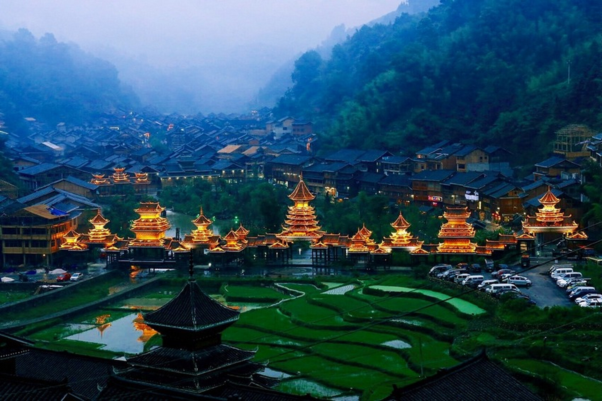 是黎平侗乡风景名胜区的核心景点,是黔东南侗族地区最大的侗族村寨