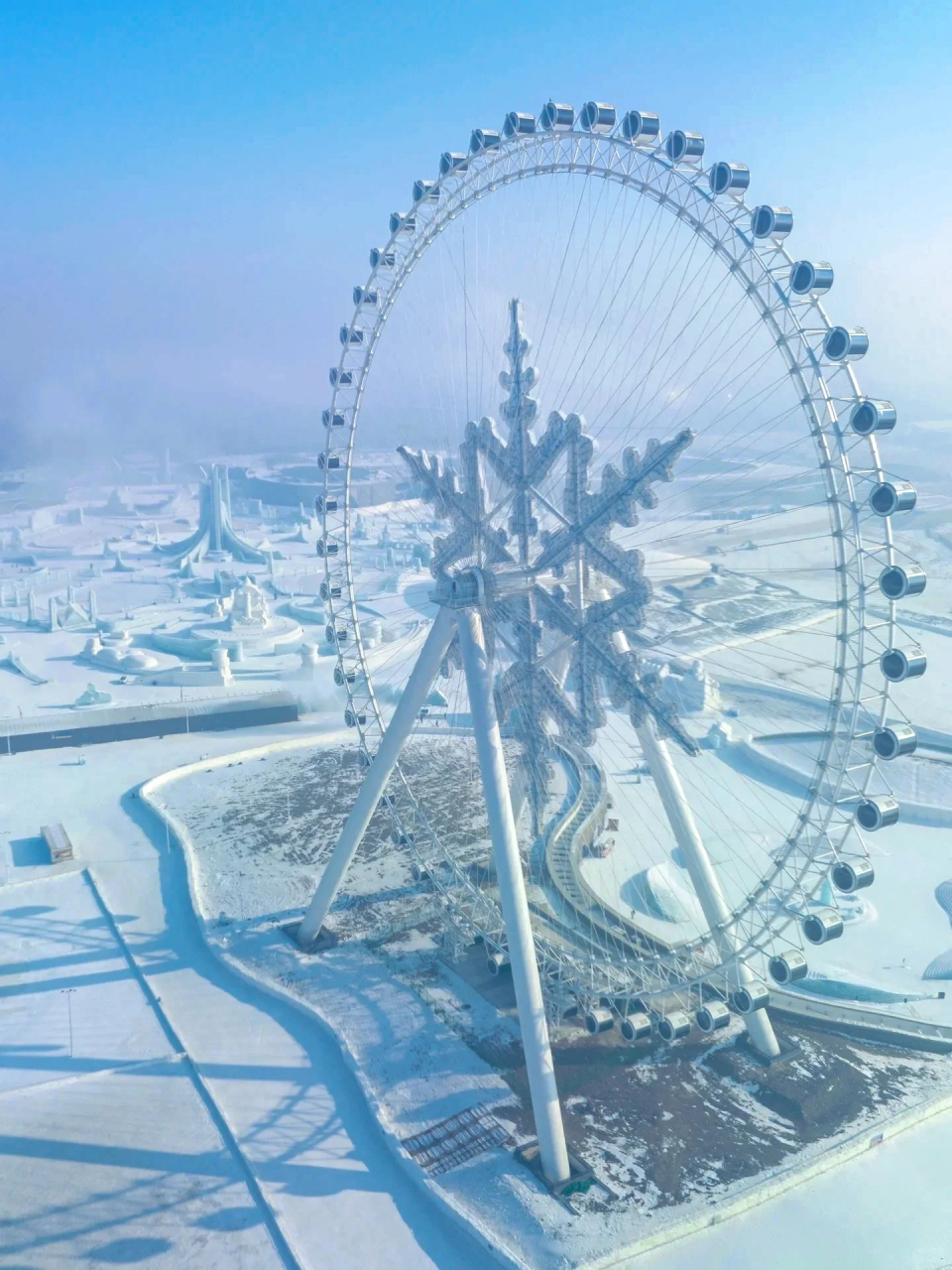 5倍,本届冰雪节主题为美剧《权利的游戏》,将再现临冬城.