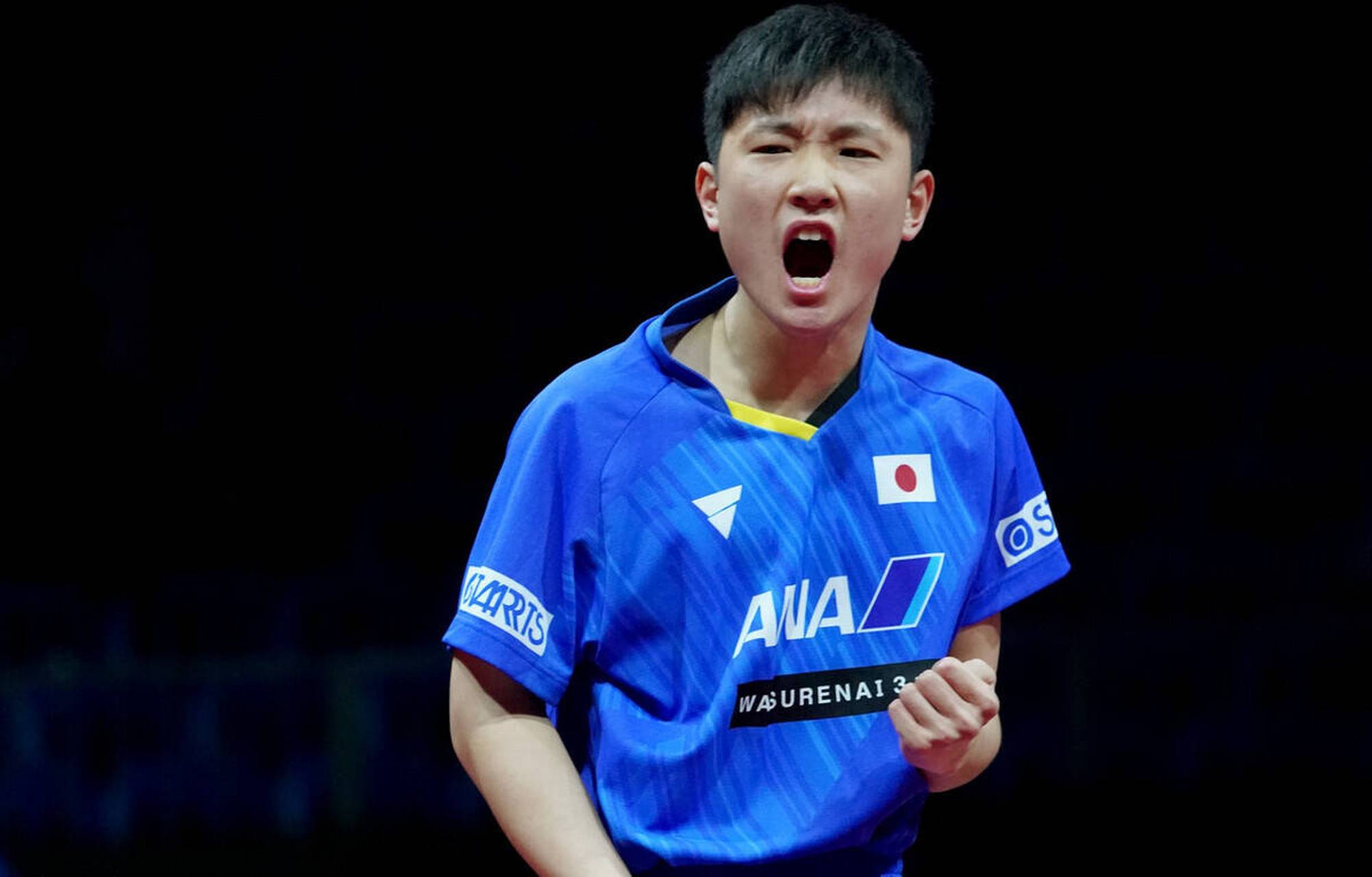 乒乓球# 日本t联赛男单半决赛  张本智和4-0大岛祐哉,4局比分:12-10