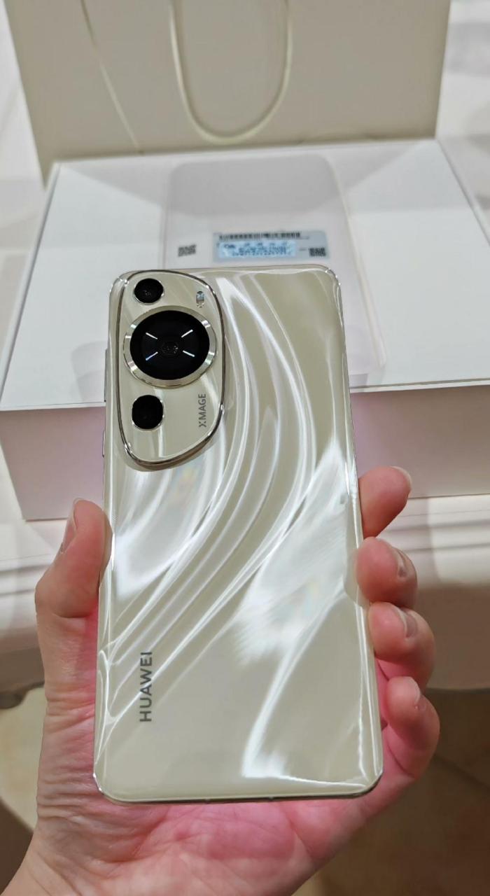 说真的,我之前还纳闷入手华为p60art都是什么样的人群 现在终于明白了