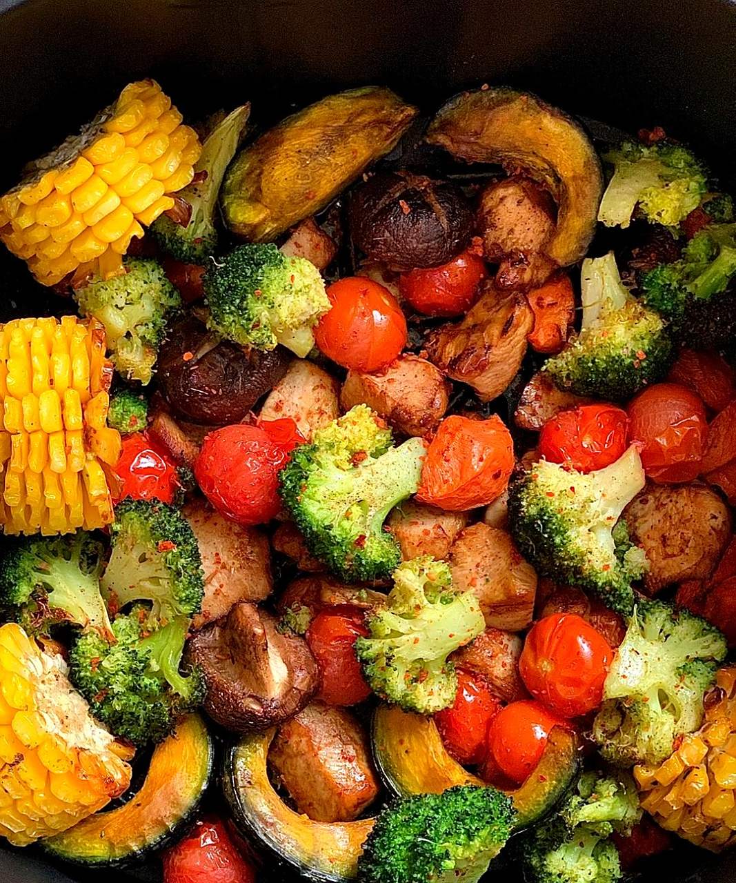 这款减脂版烤时蔬配色缤纷,用空气炸锅制作,非常适合春天食用!