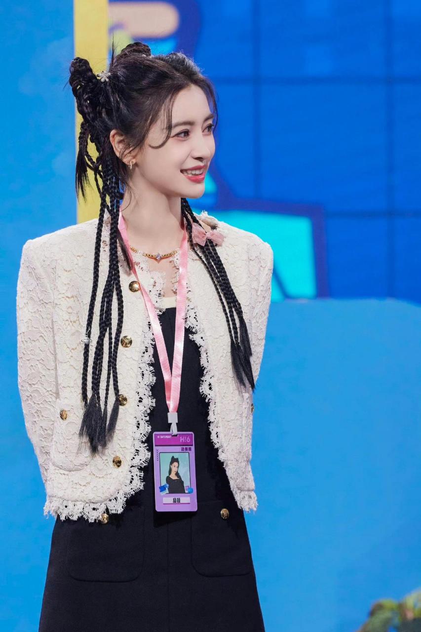 baby《你好星期六》穿搭  她真的好漂亮呀 最新一期《你好星期六》有