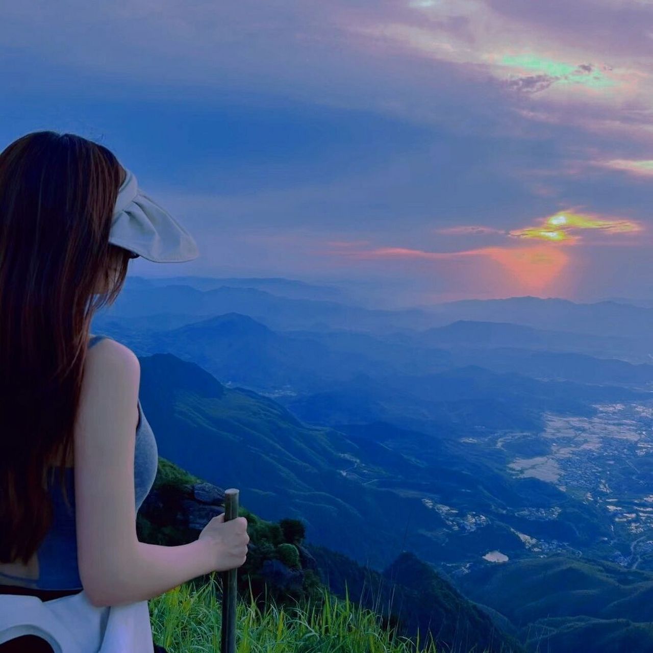 夕阳西下,头像中的美丽景色